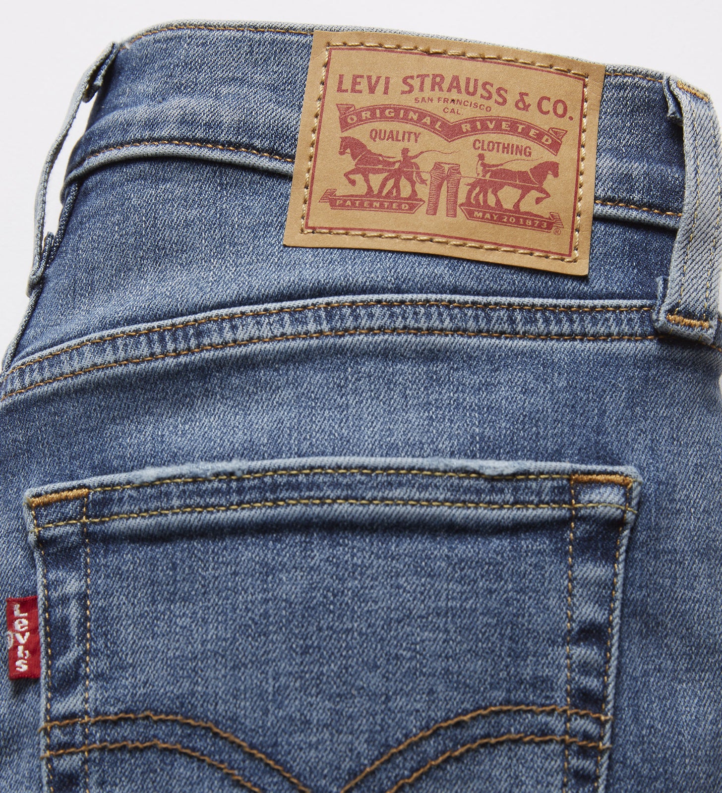 Main 7 - Levi's® Women's 720 High-Rise Super Skinny Jeans - 527970396