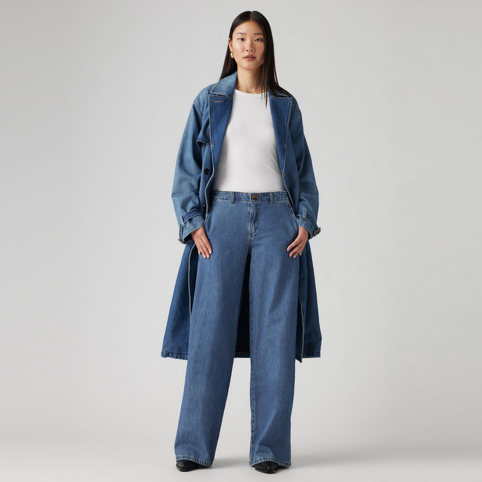 Main 1 - Levi's® Women's Baggy Chino Jeans SCL - 
