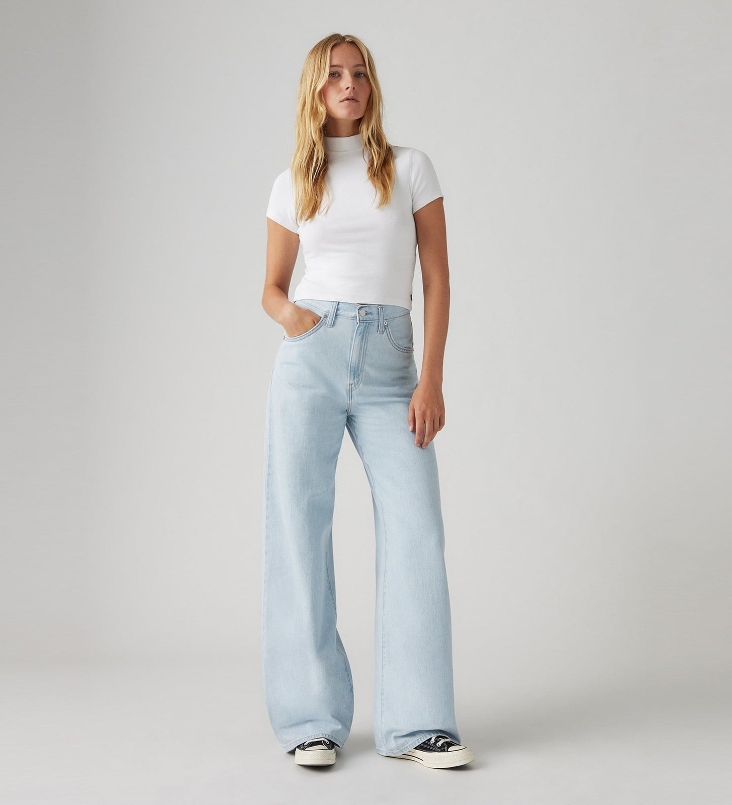 Main 4 - Levi's® Women's Cinch Baggy Jeans - 001UP0001