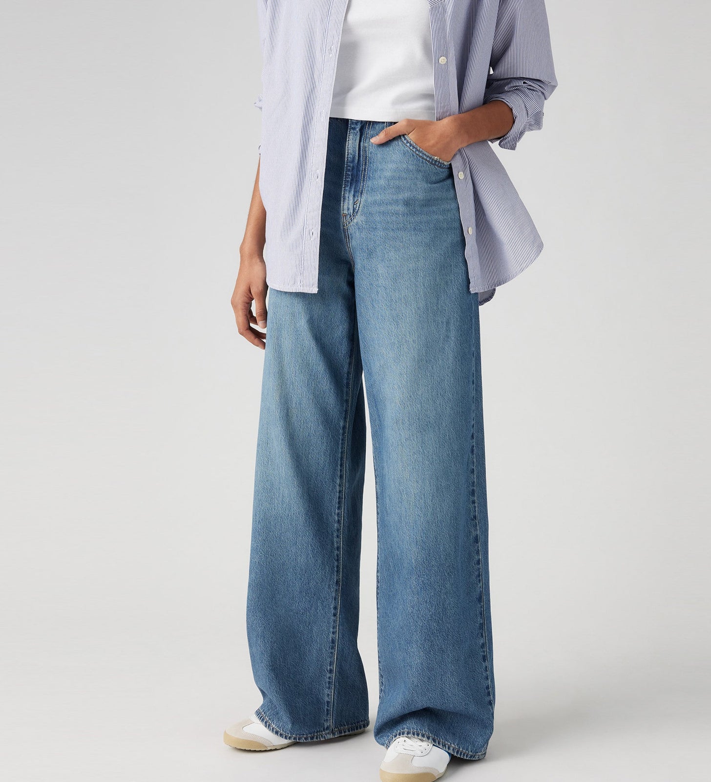 Main 5 - Levi's® Women's Cinch Baggy Jeans - 001UP0002