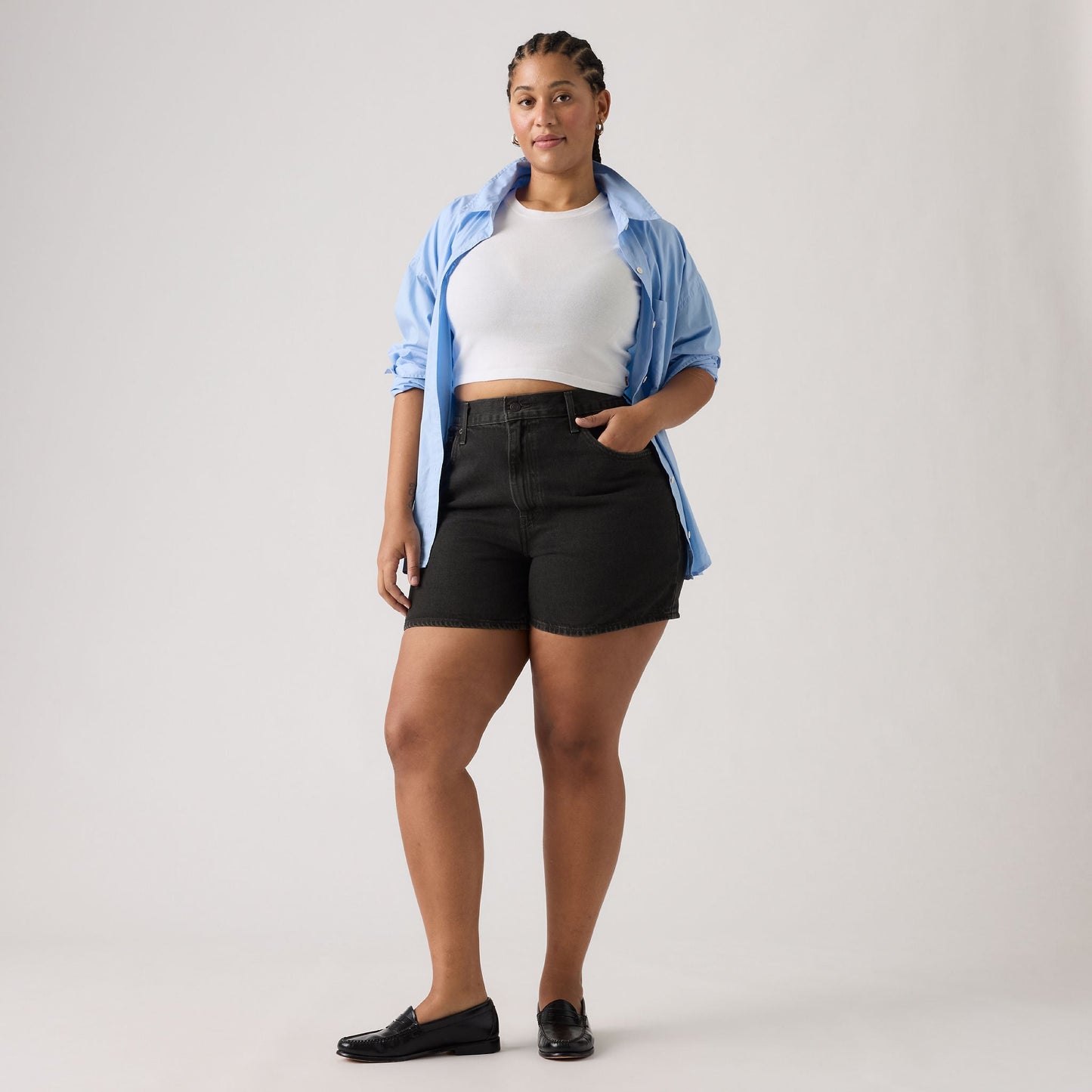 Levi's® Women's Cinch Mid-Thigh Shorts