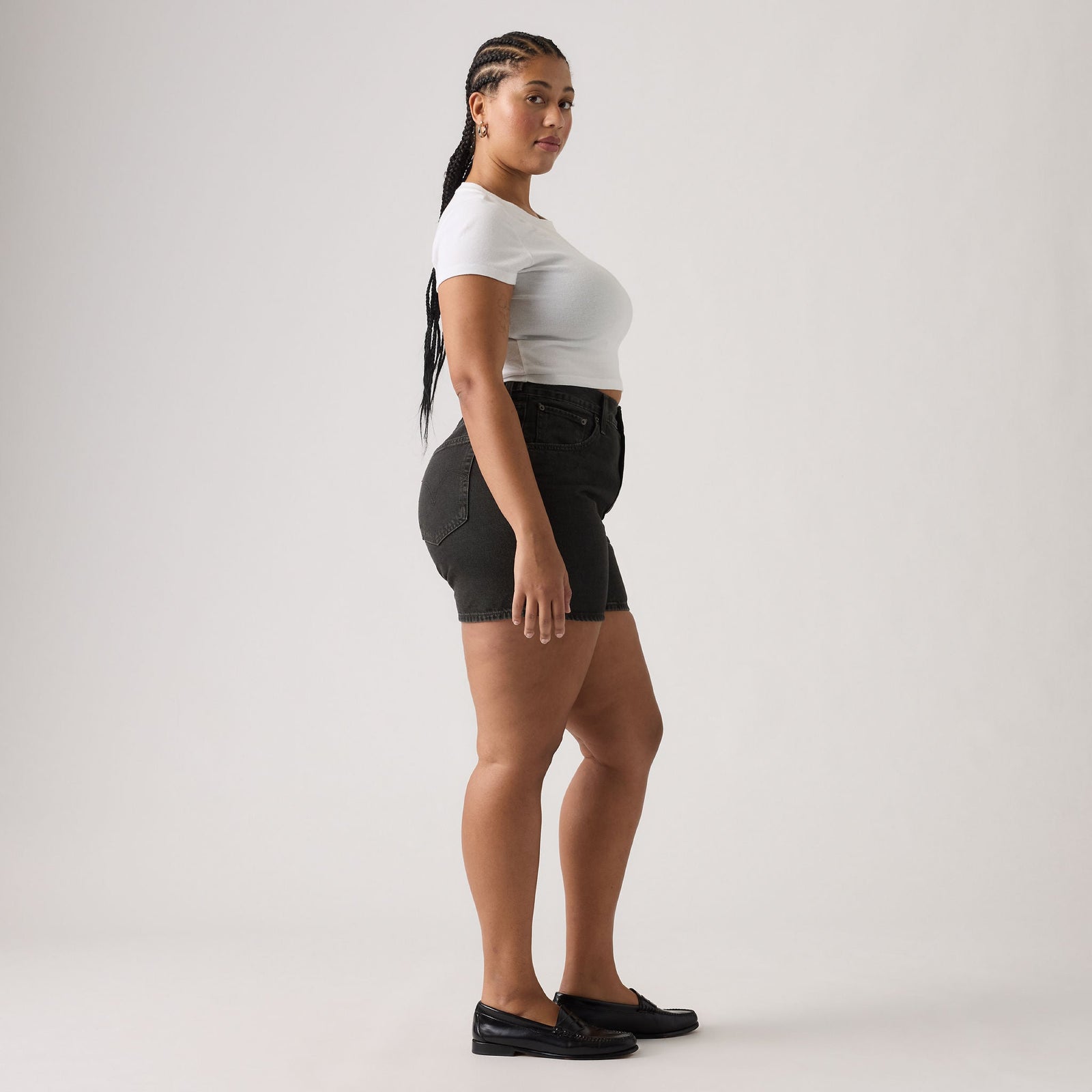 Main 7 - Levi's® Women's Cinch Mid-Thigh Shorts - 003KI0006