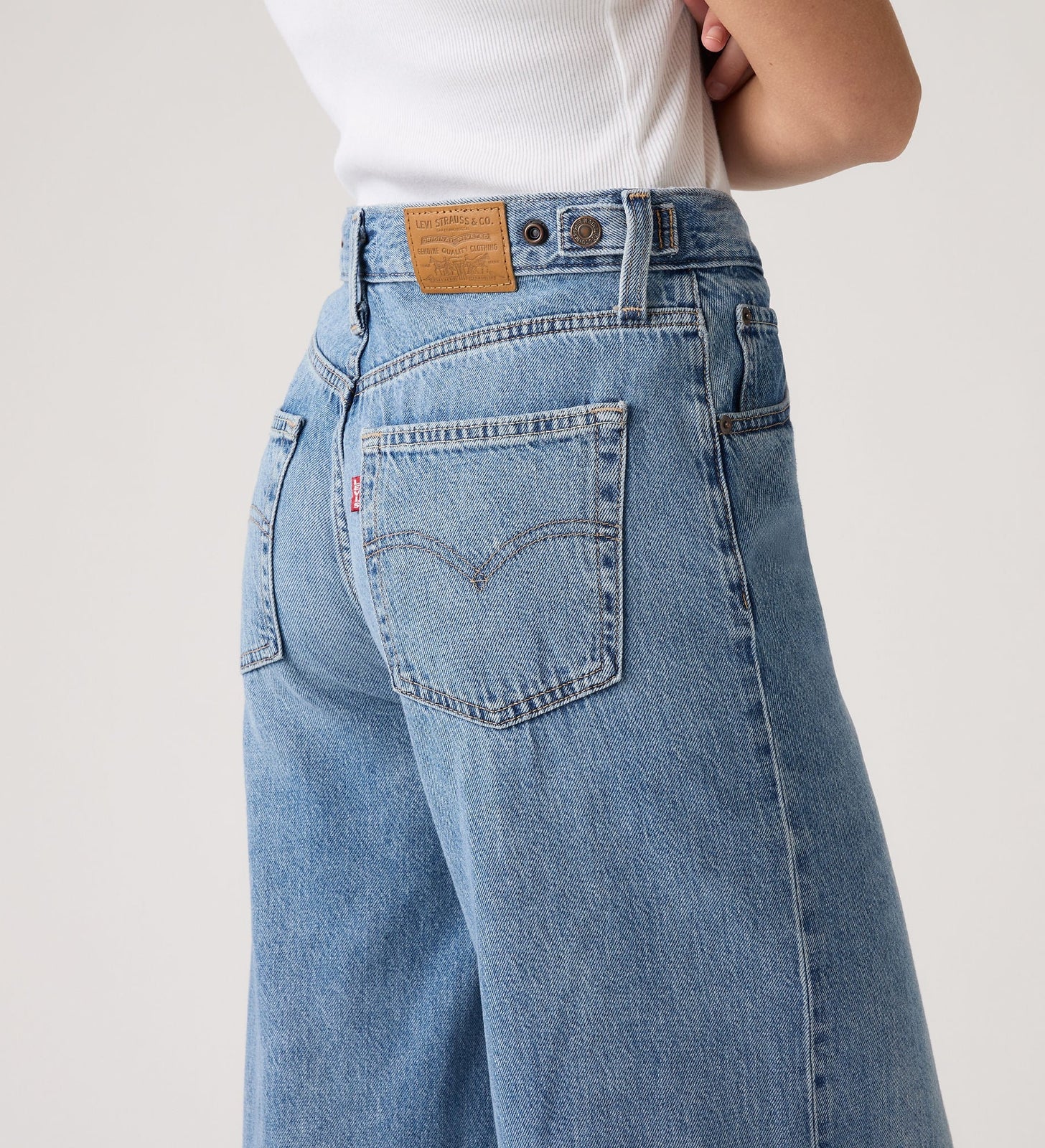 Main 6 - Levi's® Women's Cinch Wide-Leg Jeans - 0073B0002