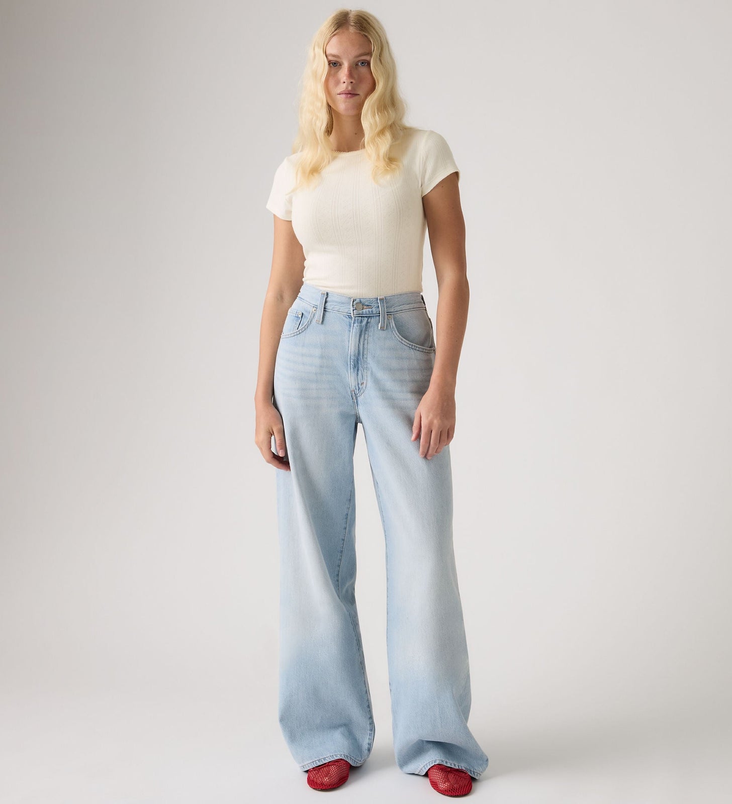 Main 1 - Levi's® Women's Cinch Wide-Leg Jeans - 0073B0003