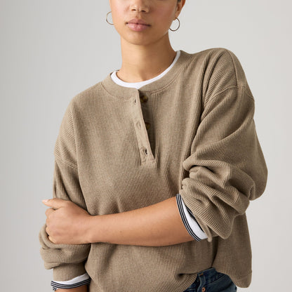 Thumbnail 4 - Levi's® Women's Dry Goods Relaxed Long-Sleeve Henley - 0087F0005