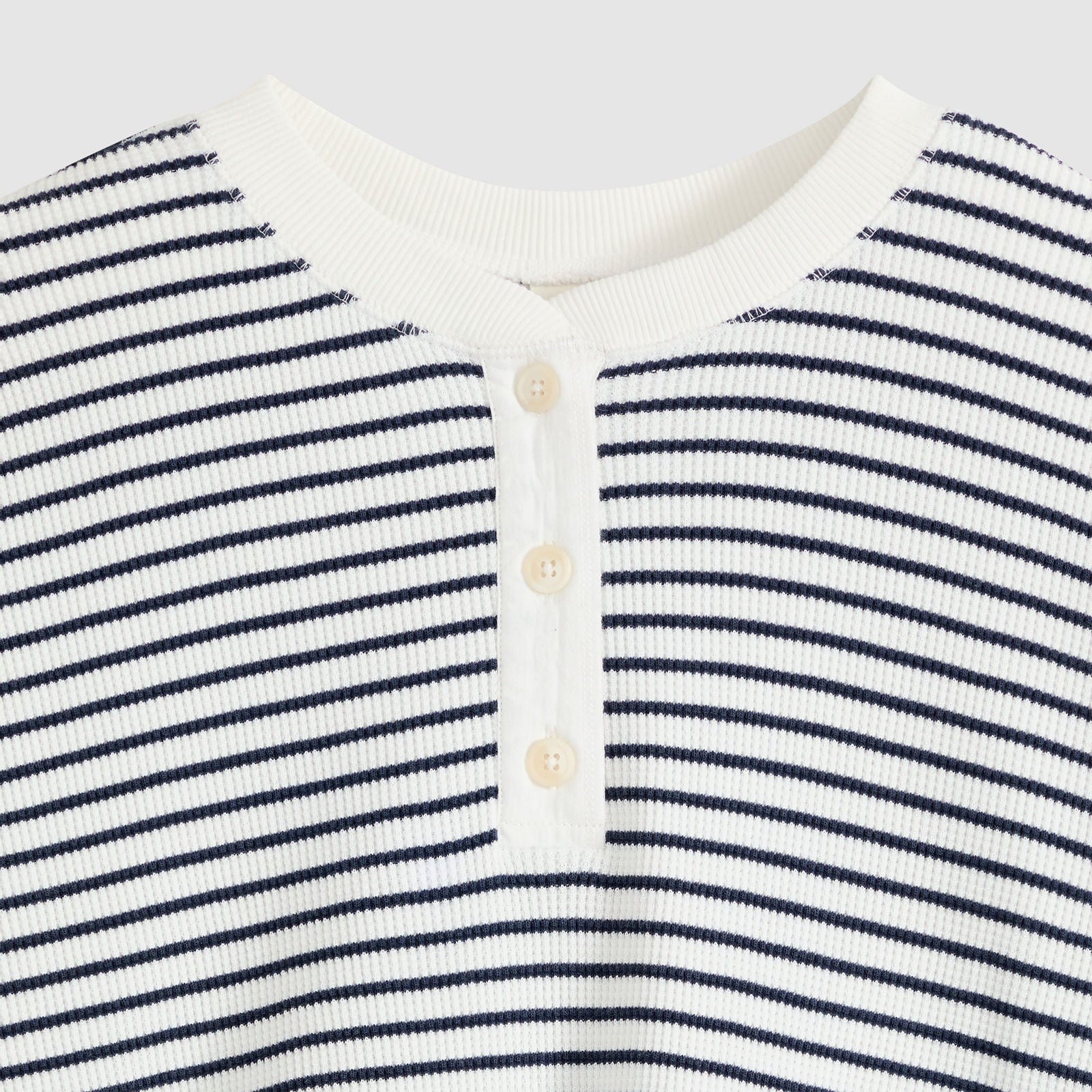 Main 6 - Levi's® Women's Dry Goods Relaxed Long-Sleeve Henley - 0087F0009