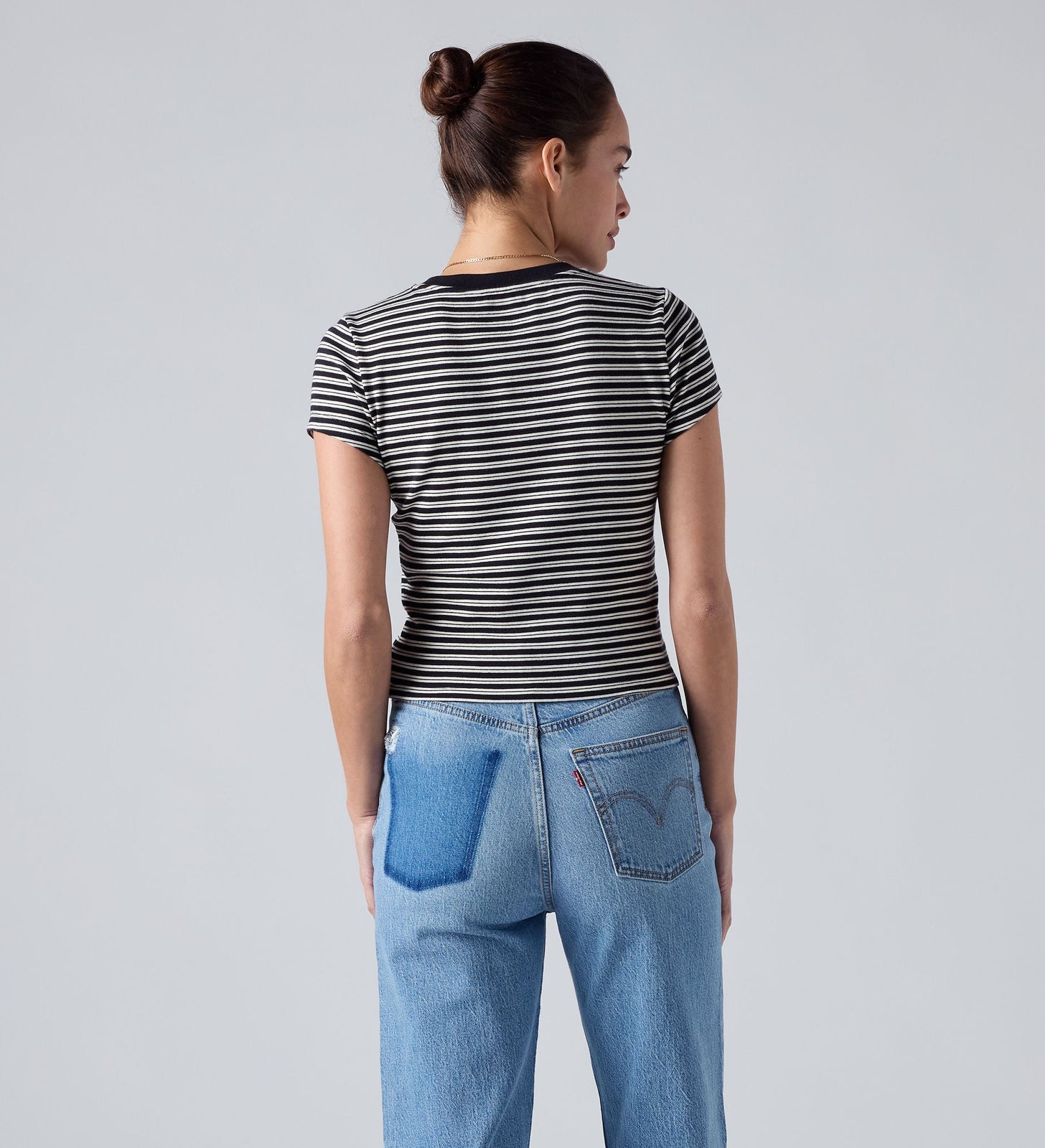 Main 2 - Levi's® Women's Essential Baby Tee - 0085R0003