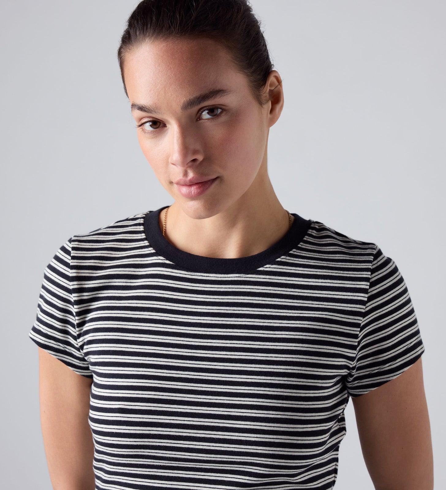 Main 4 - Levi's® Women's Essential Baby Tee - 0085R0003