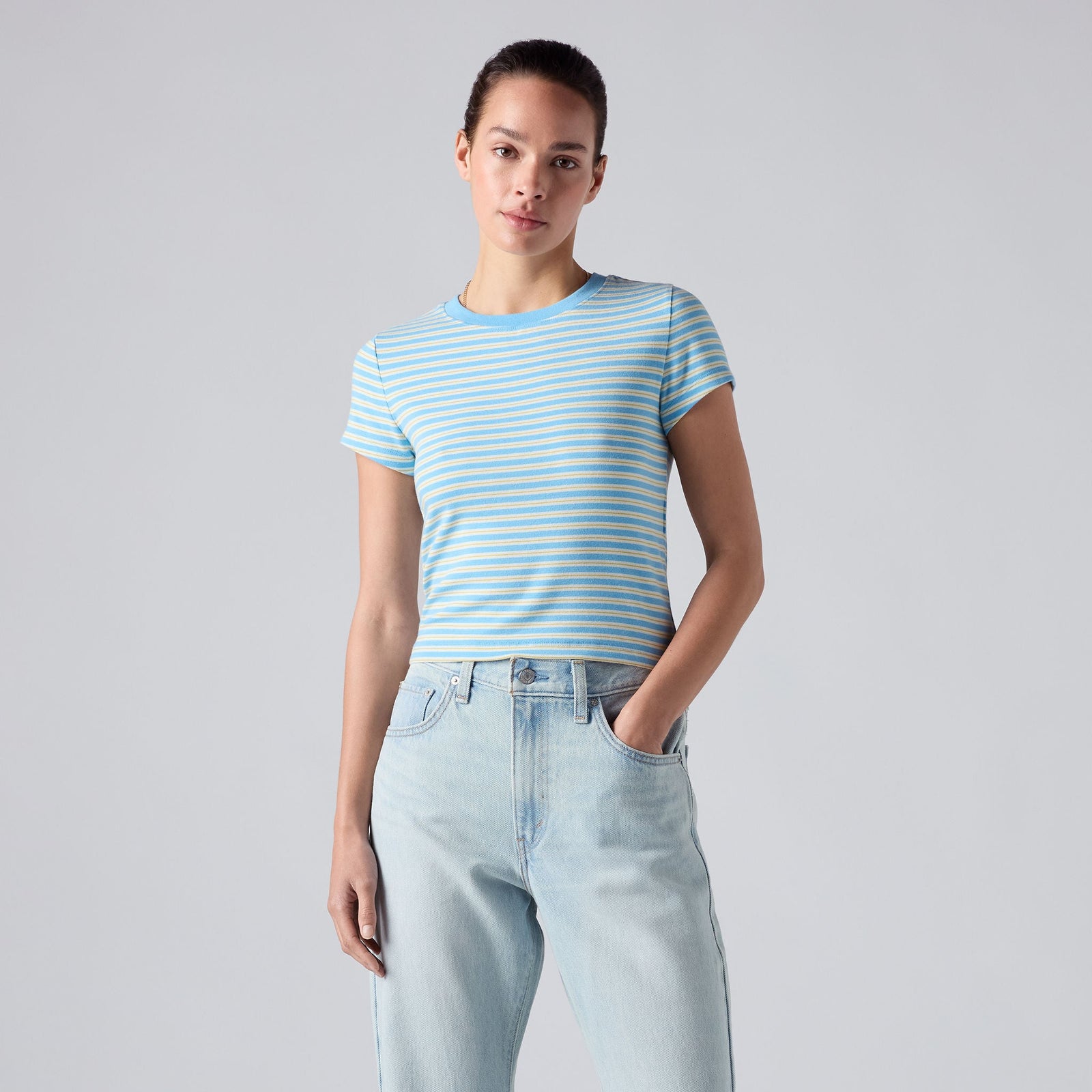 Main 3 - Levi's® Women's Essential Baby Tee - 0085R0010