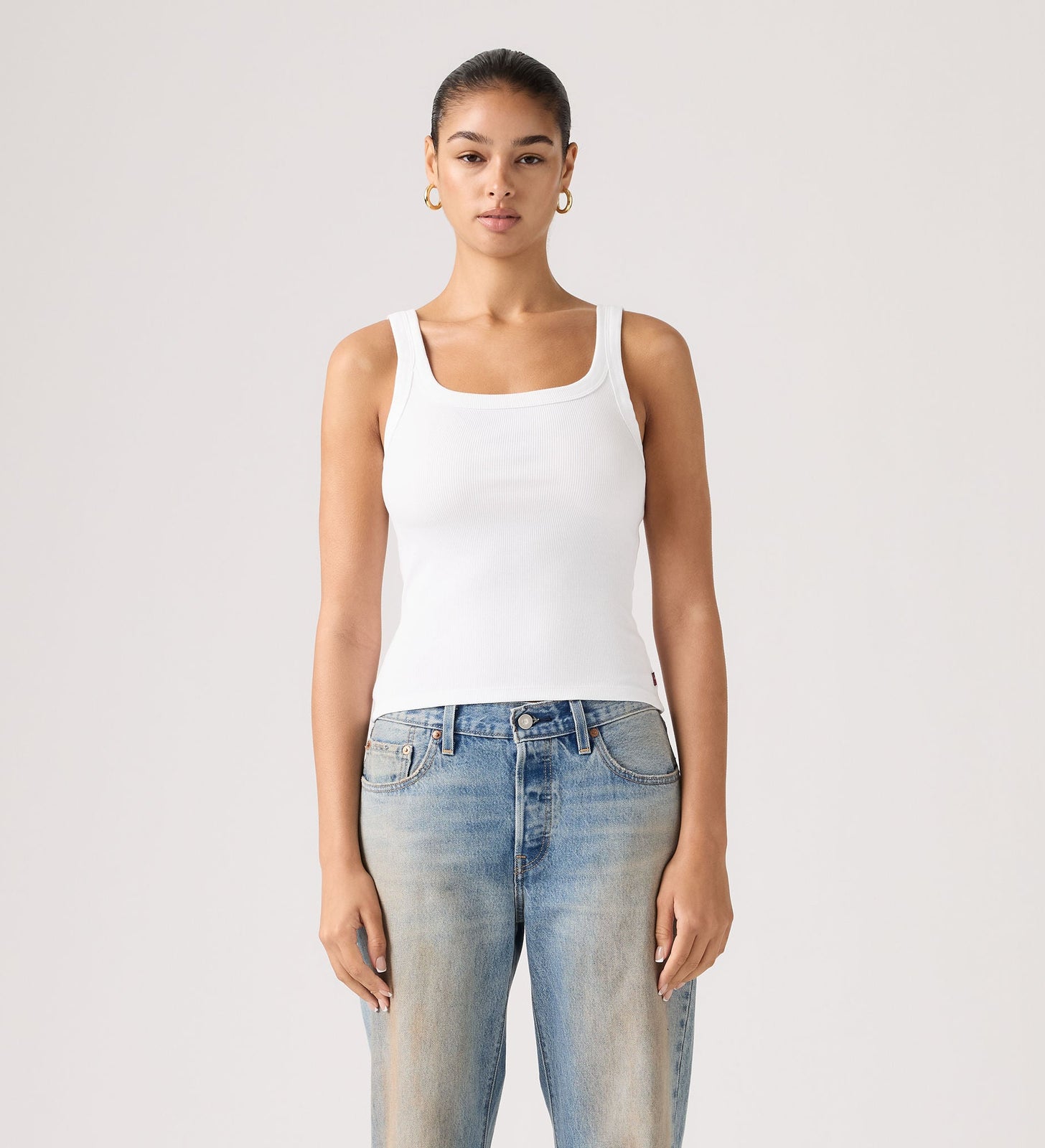 Main 3 - Levi's® Women's Essential Ribbed Tank - 005IN0000