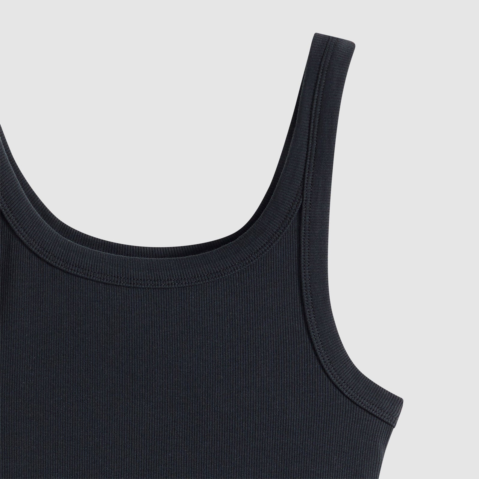 Main 6 - Levi's® Women's Essential Ribbed Tank - 005IN0001
