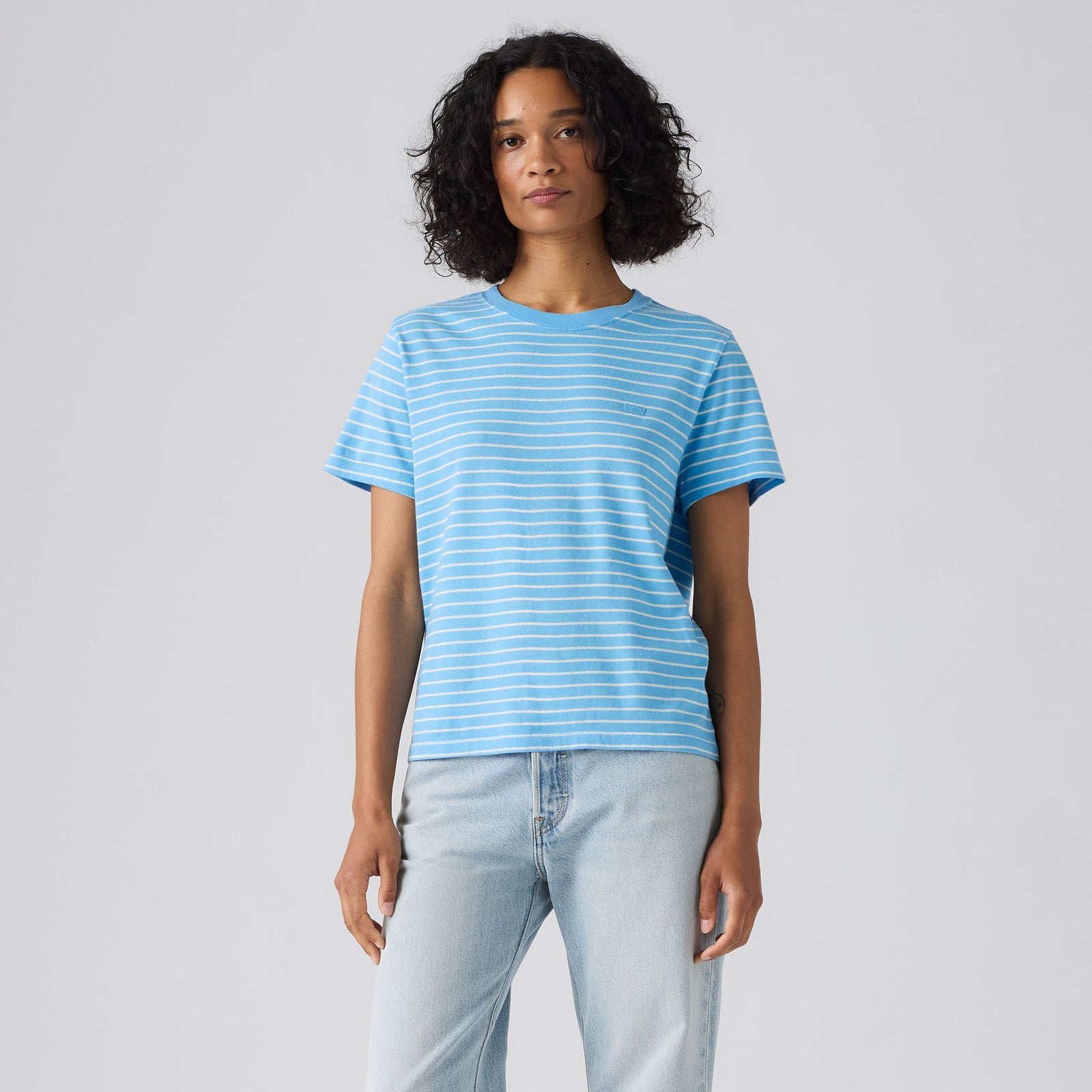 Main 3 - Levi's® Women's Favorite Cotton Tee - 005J20030