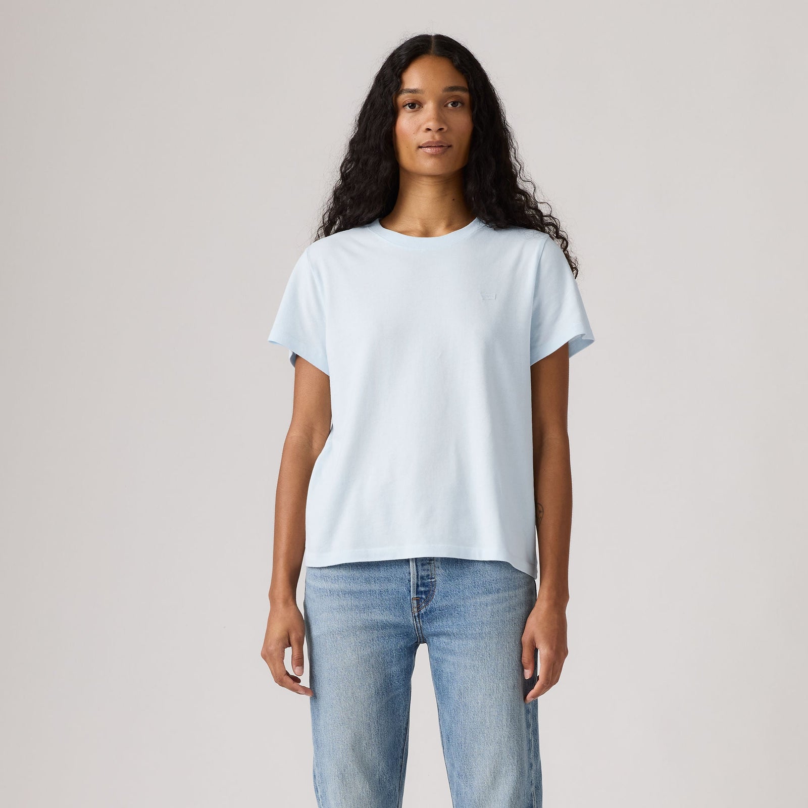 Main 1 - Levi's® Women's Favorite Cotton Tee - 005J20022