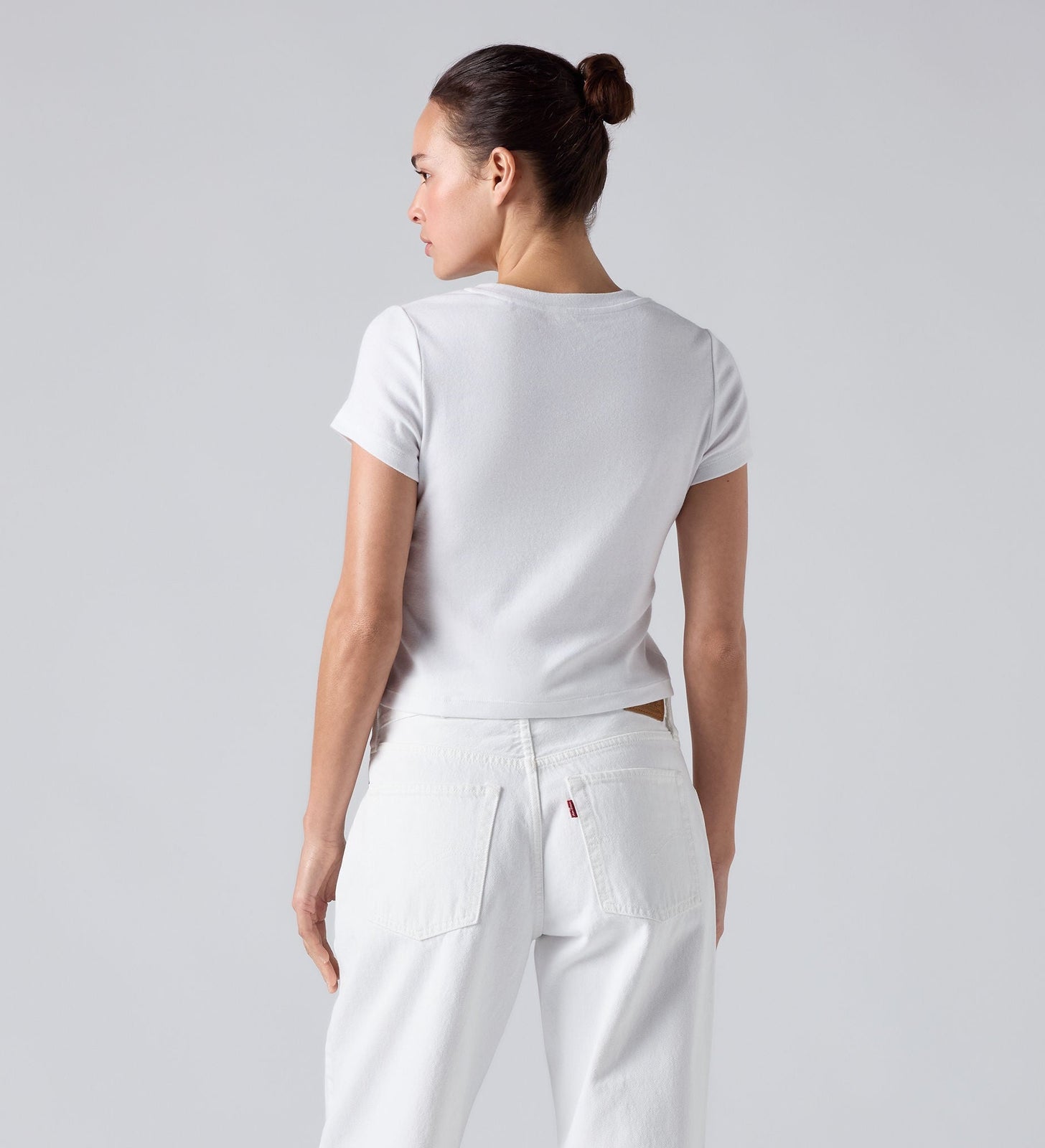 Main 2 - Levi's® Women's Graphic Essential Baby Tee - 008CH0000
