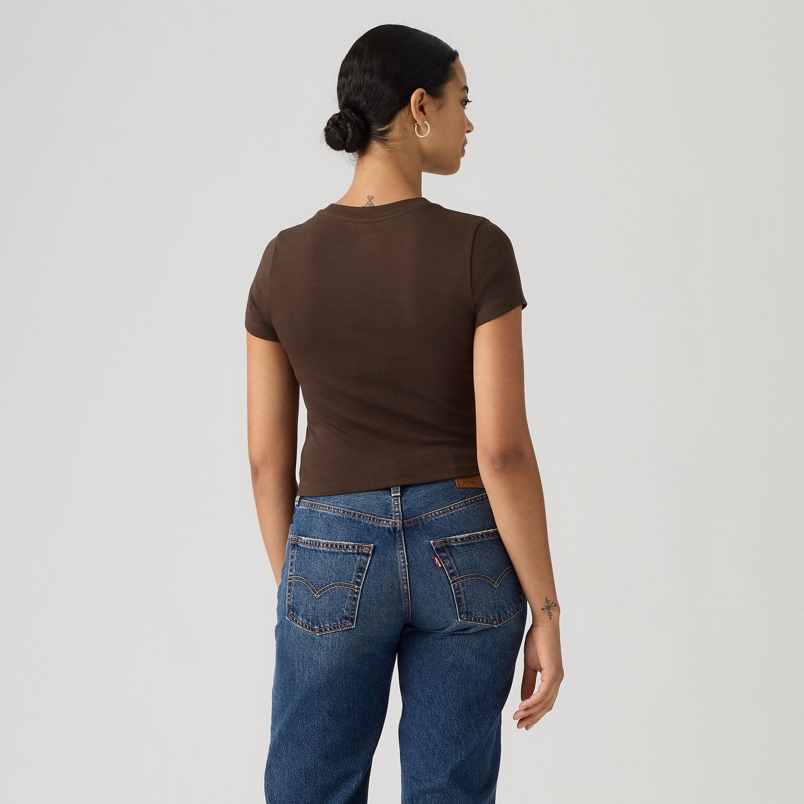 Main 2 - Levi's® Women's Graphic Essential Baby Tee - 008CH0009