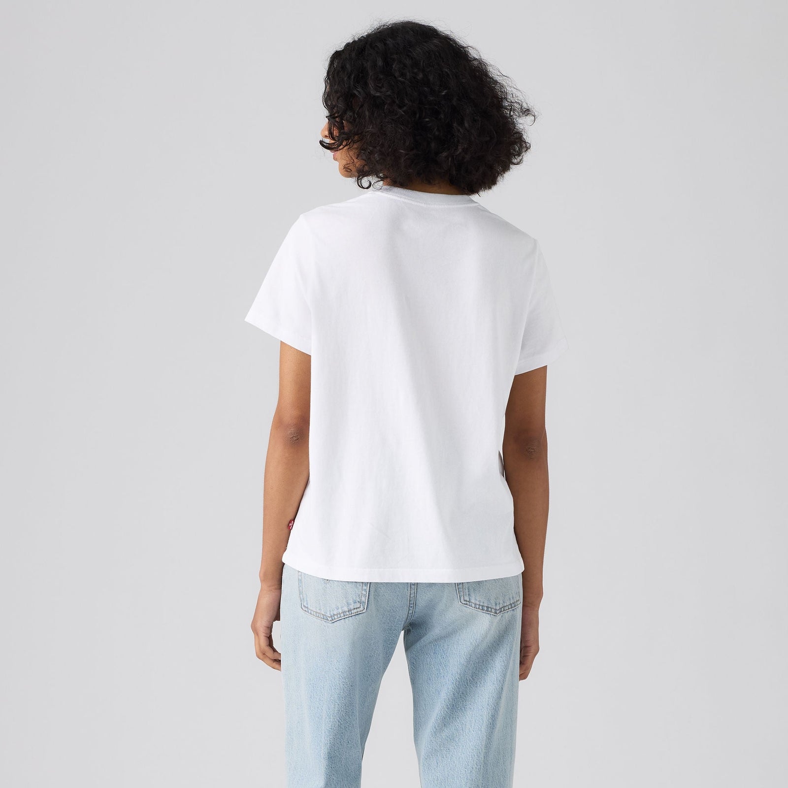Main 2 - Levi's® Women's Graphic Favorite Tee - 005GV0073
