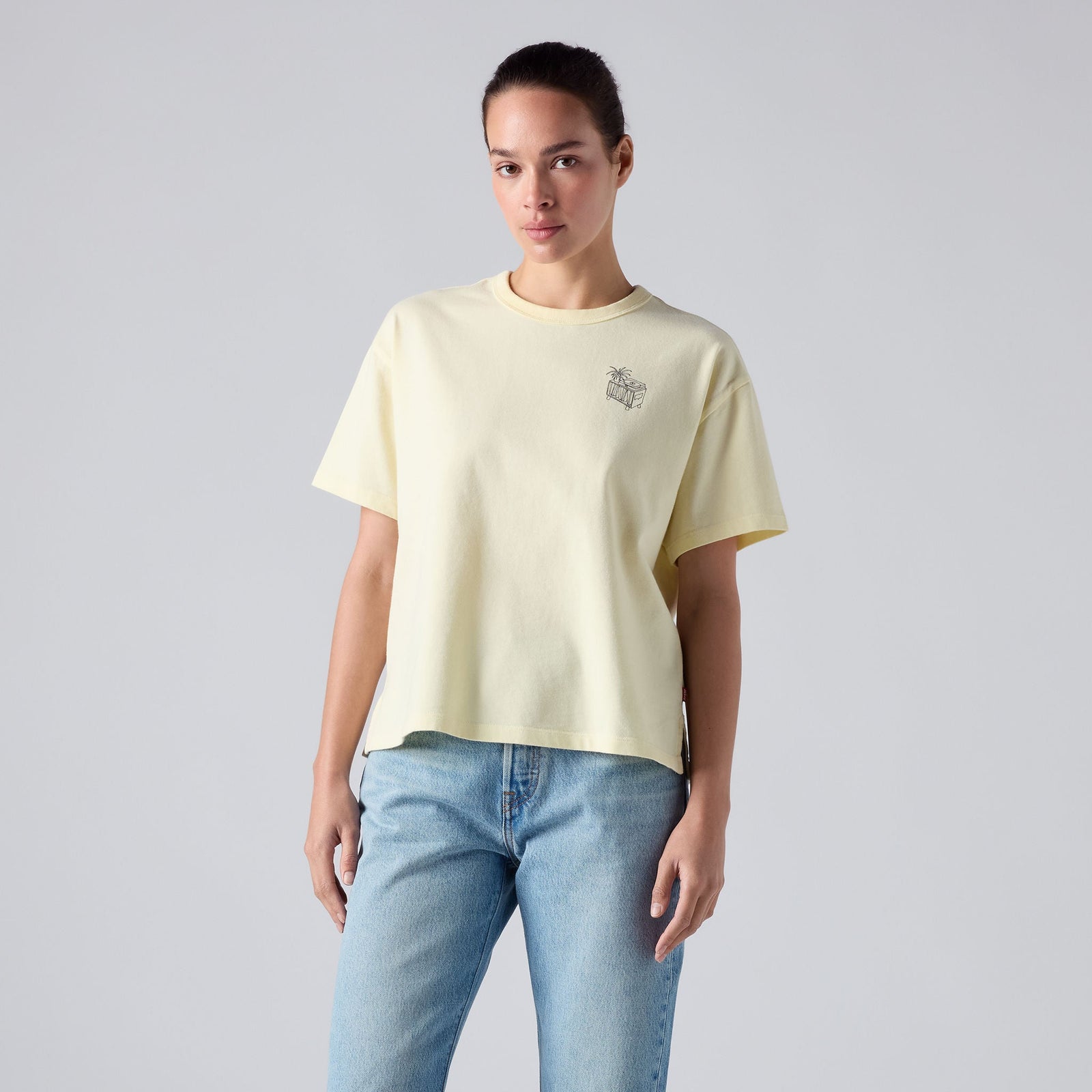 Main 3 - Levi's® Women's Graphic Vintage Short-Sleeve Tee - 005OY0057