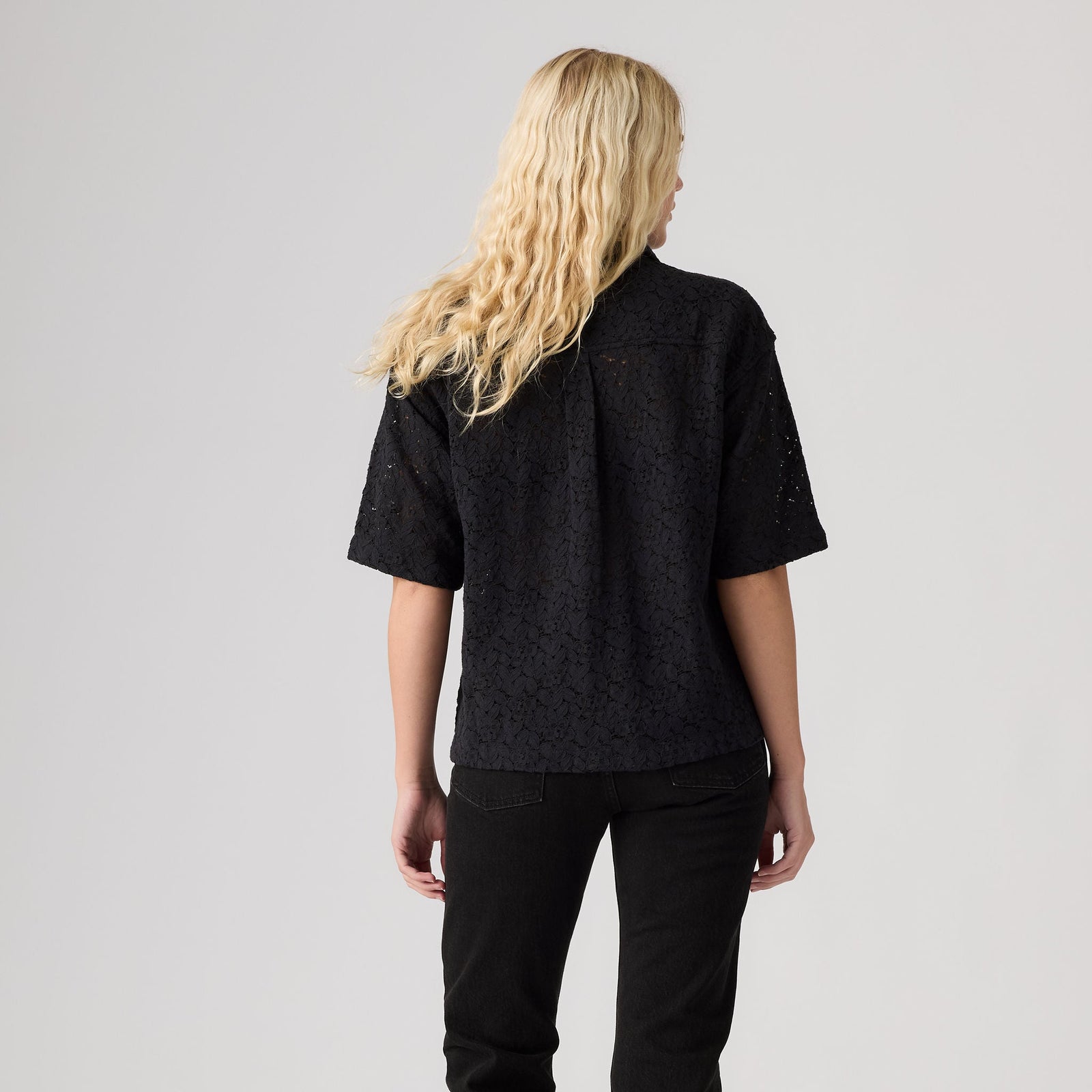 Main 2 - Levi's® Women's Harlie Short-Sleeve Lace Shirt - 007XJ0005