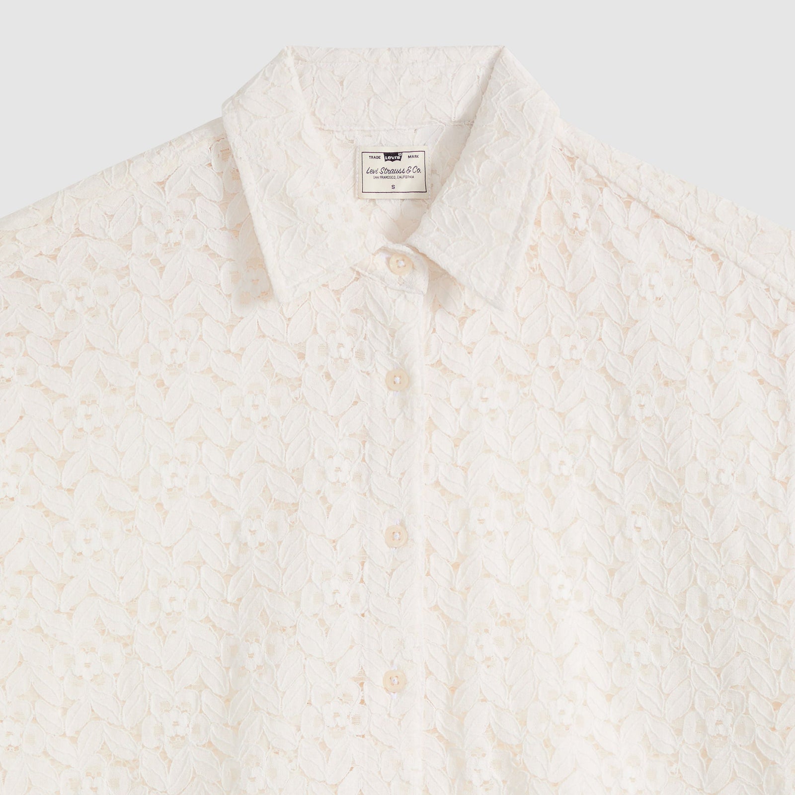 Main 6 - Levi's® Women's Harlie Short-Sleeve Lace Shirt - 007XJ0006