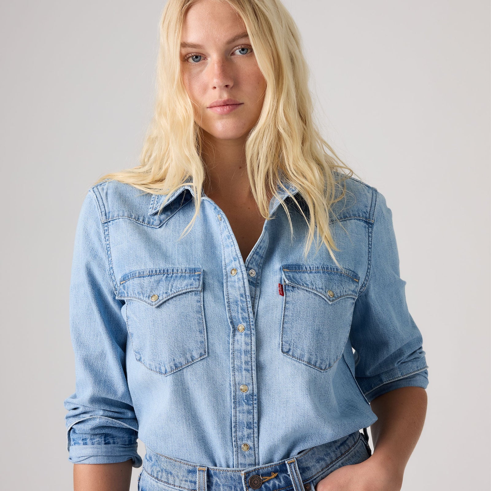 Main 4 - Levi's® Women's Heritage Western Denim Shirt - 007WT0005