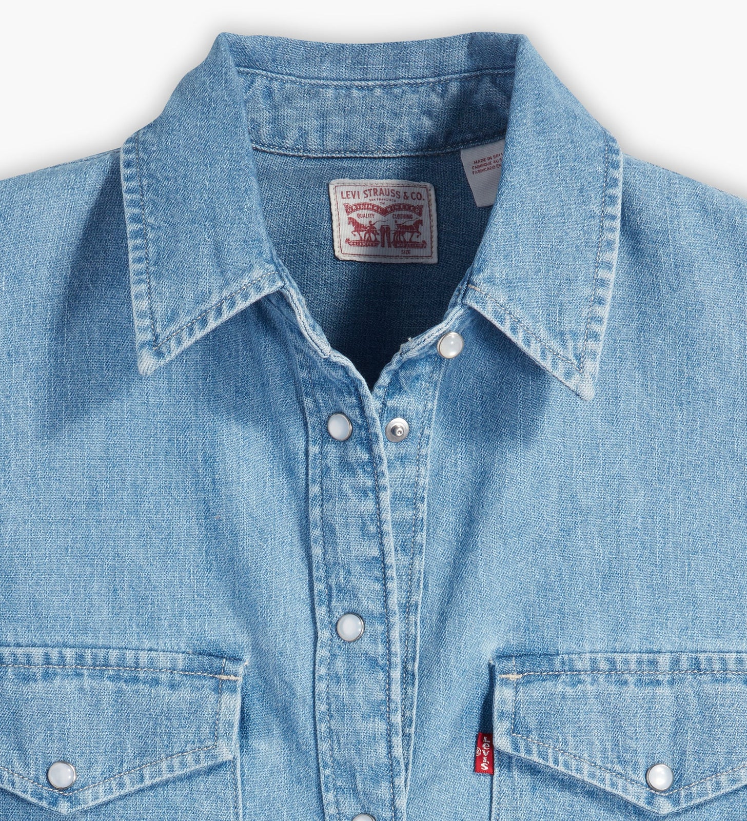 Main 7 - Levi's® Women's Iconic Western Shirt - 167860018