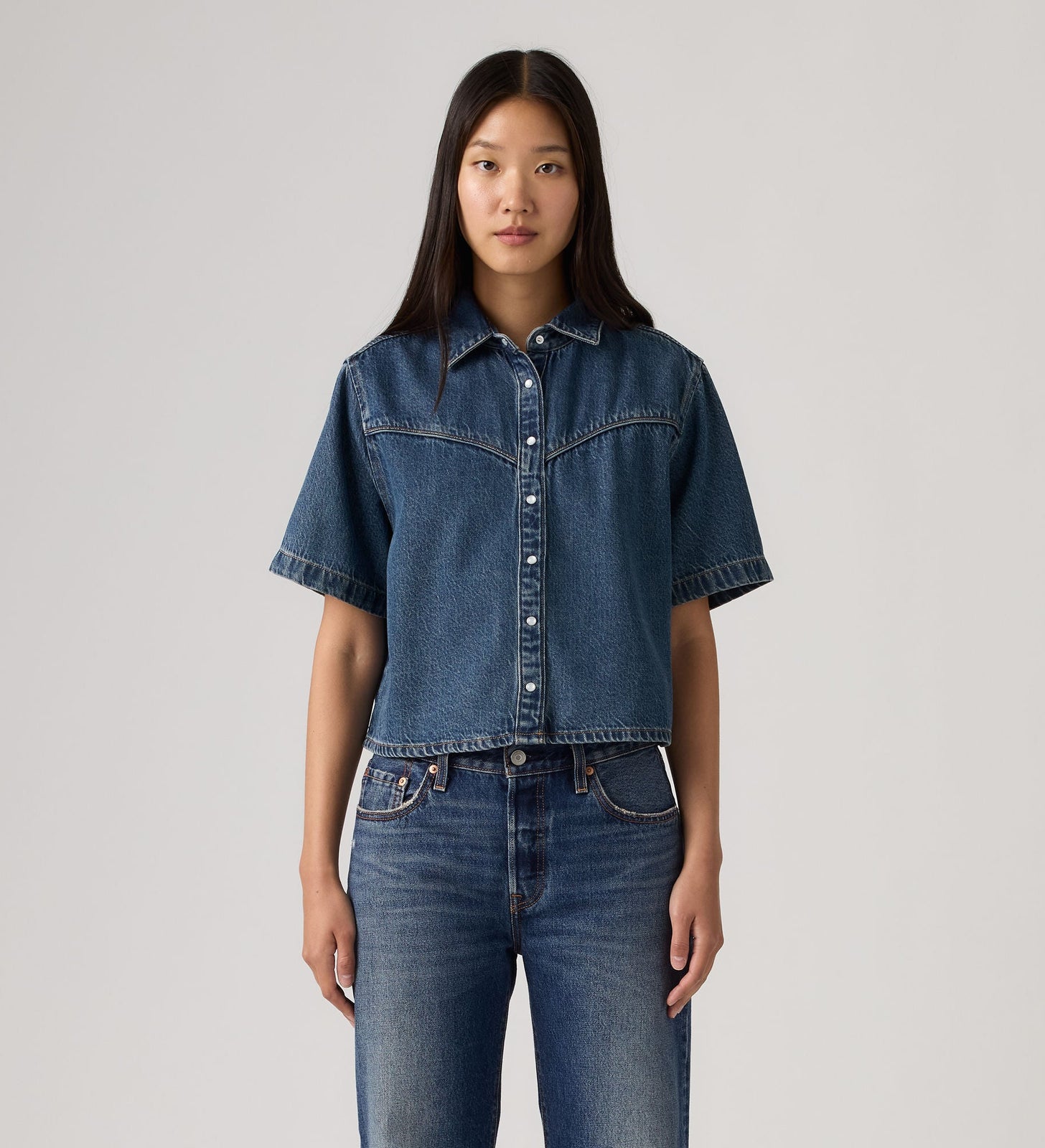 Main 1 - Levi's® Women's Logan Short-Sleeve Denim Shirt - 005CR0003