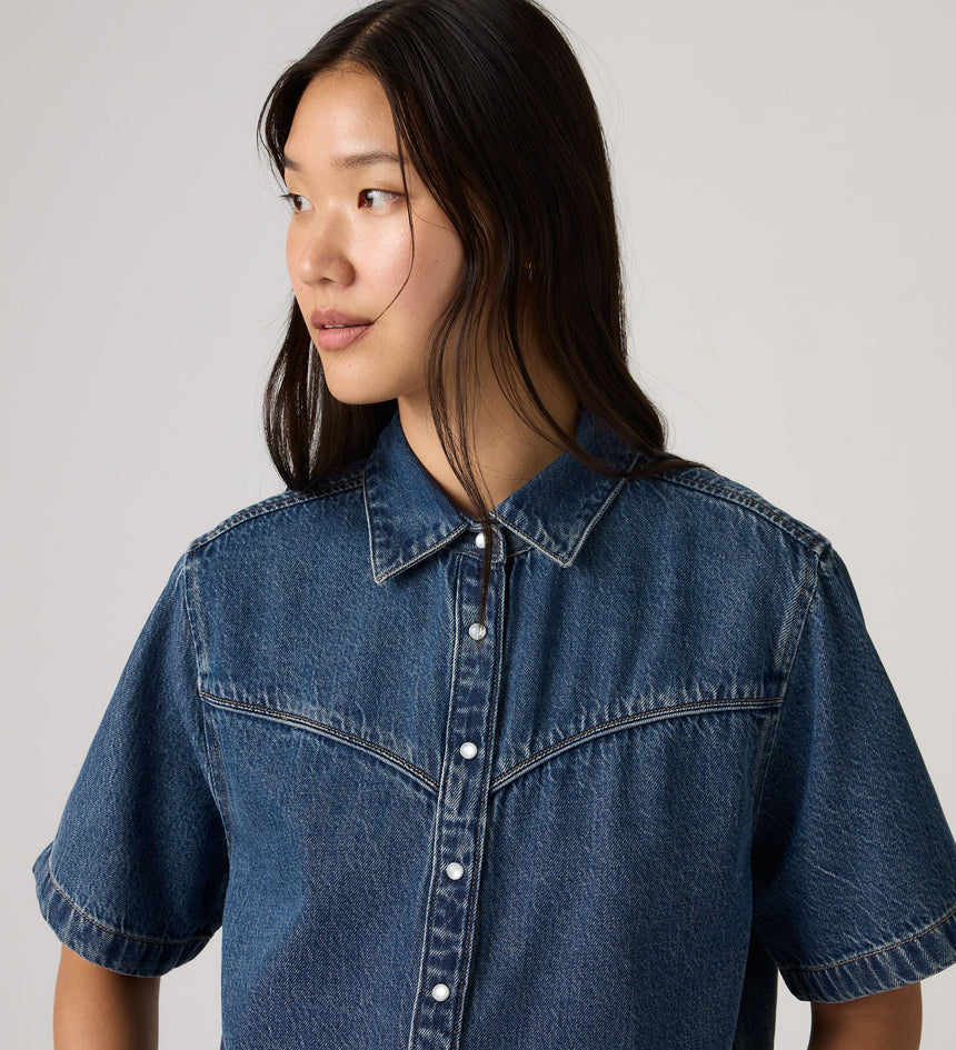 Main 4 - Levi's® Women's Logan Short-Sleeve Denim Shirt - 005CR0003
