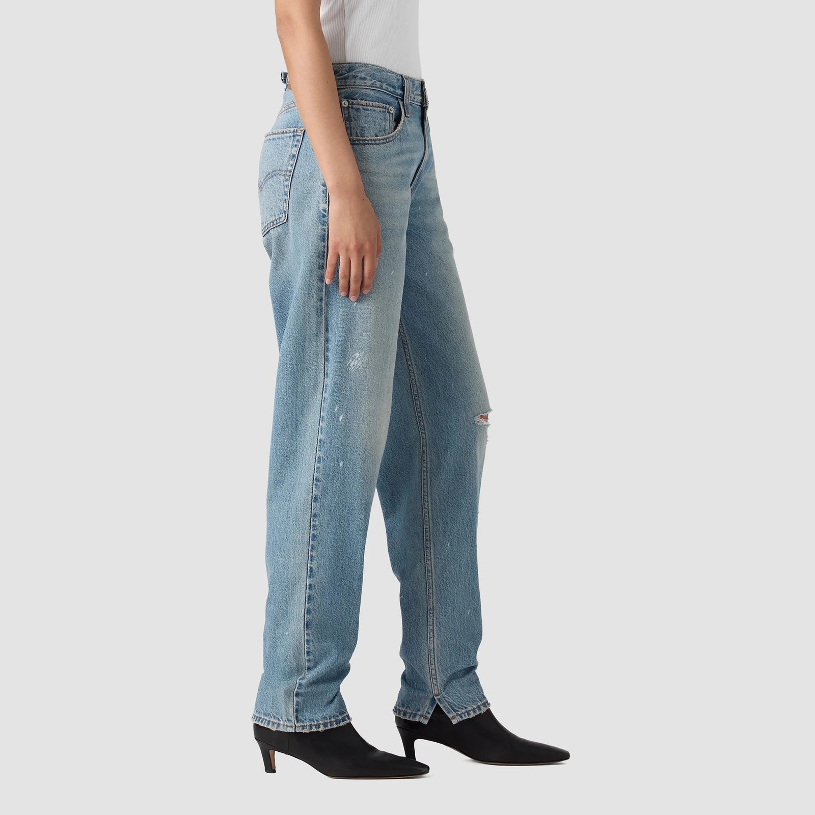 Main 4 - Levi's® Women's Loose Taper Jeans - 0083N0002