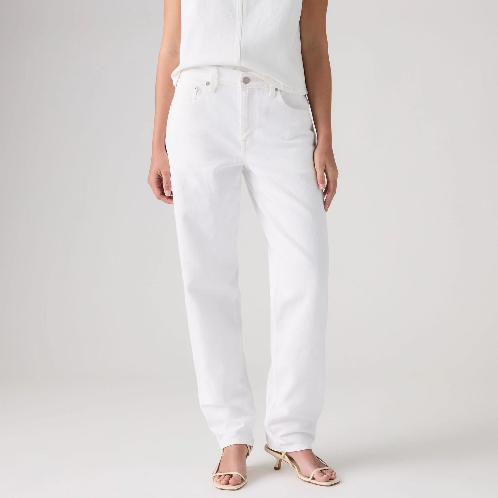 Main 7 - Levi's® Women's Loose Taper Jeans - 0083N0003