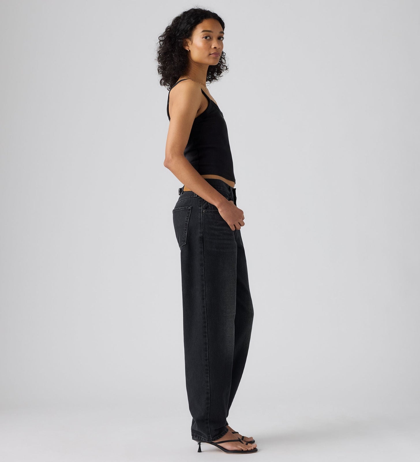 Main 4 - Levi's® Women's Loose Taper Jeans - 0083N0004