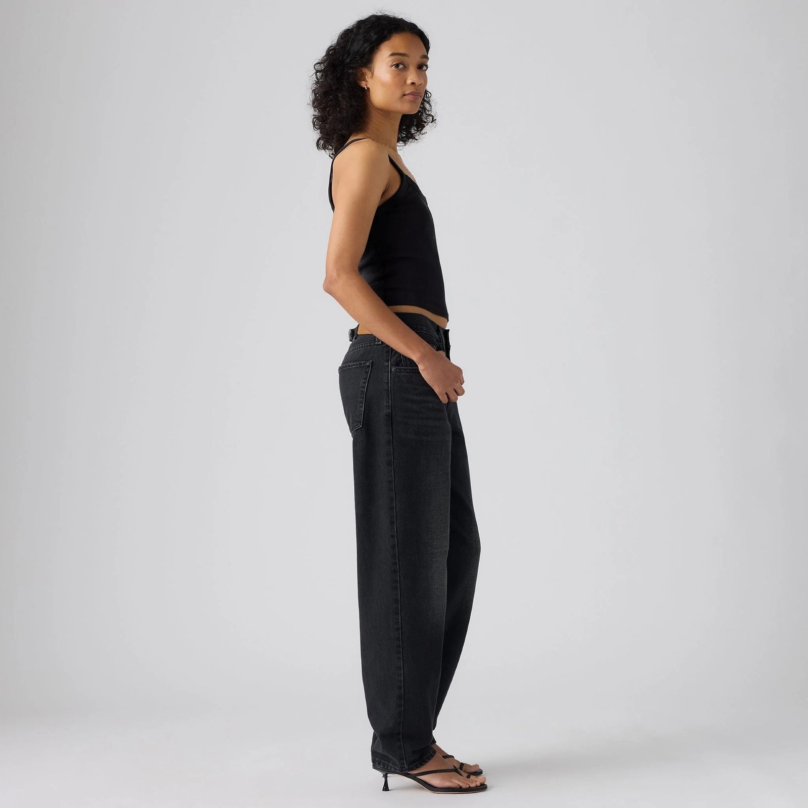 Main 4 - Levi's® Women's Loose Taper Jeans - 0083N0004