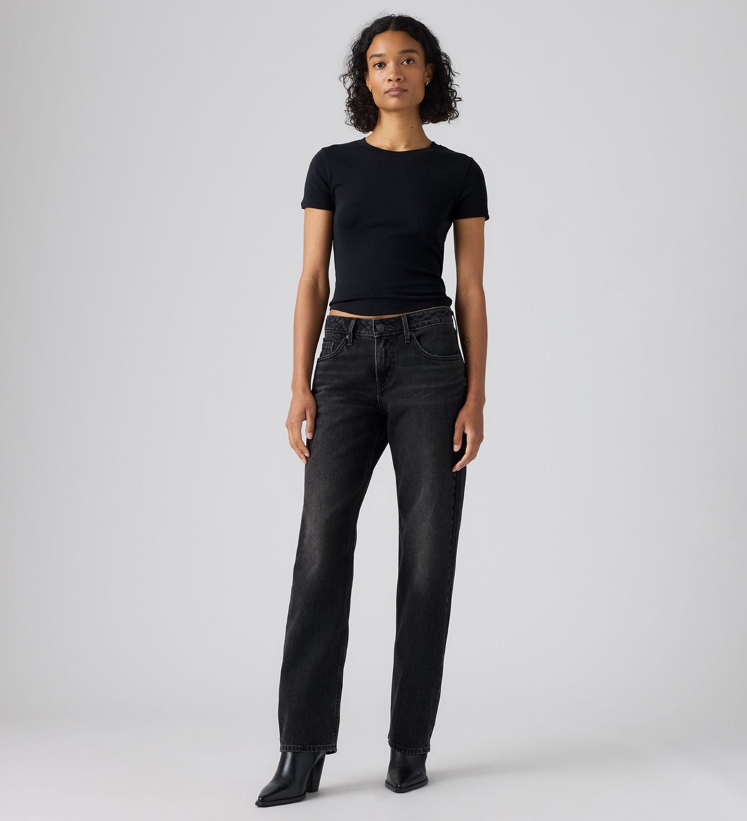 Main 3 - Levi's® Women's Low Straight Jeans - 0083P0008
