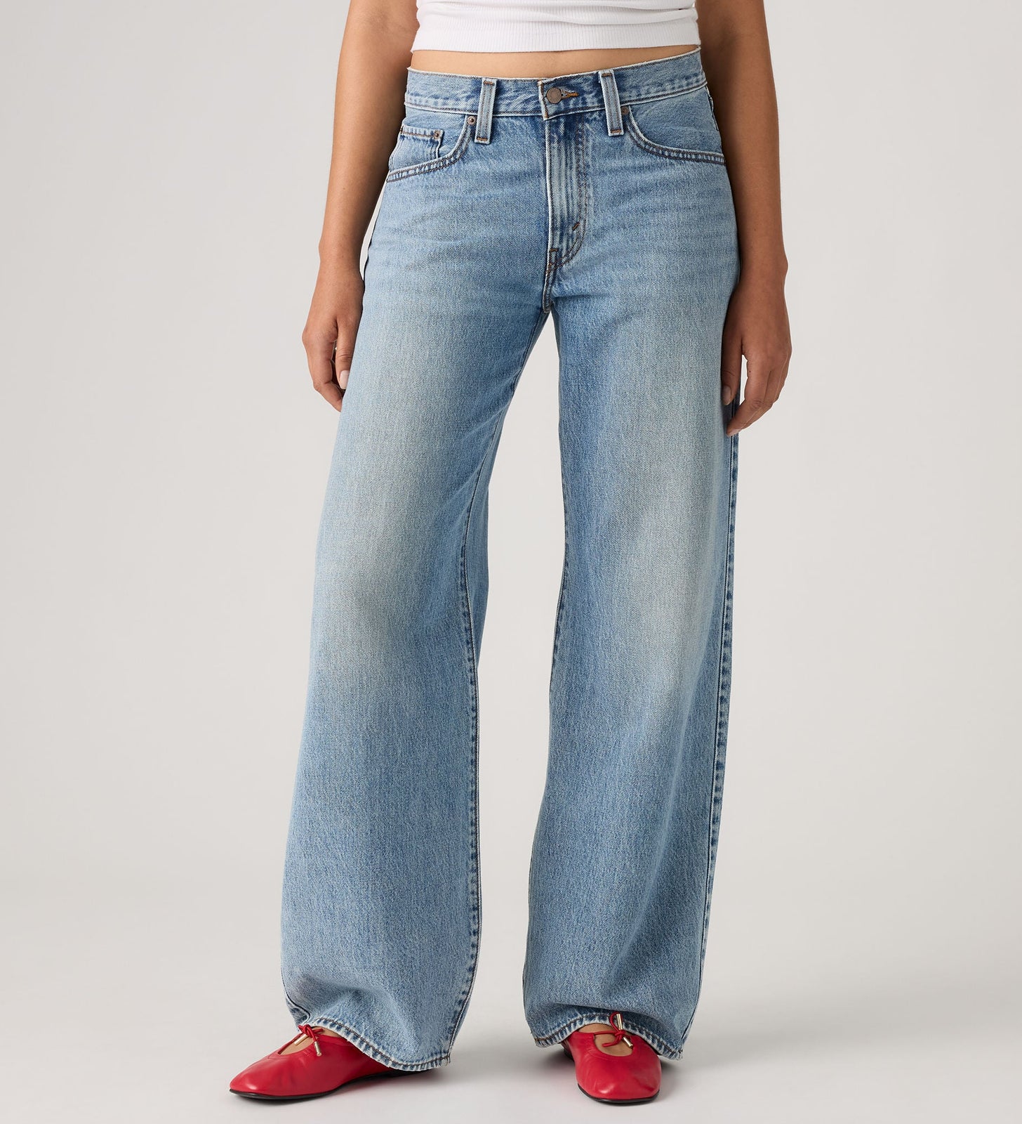 Main 5 - Levi's® Women's Middy Balloon Jeans - 0083L0008