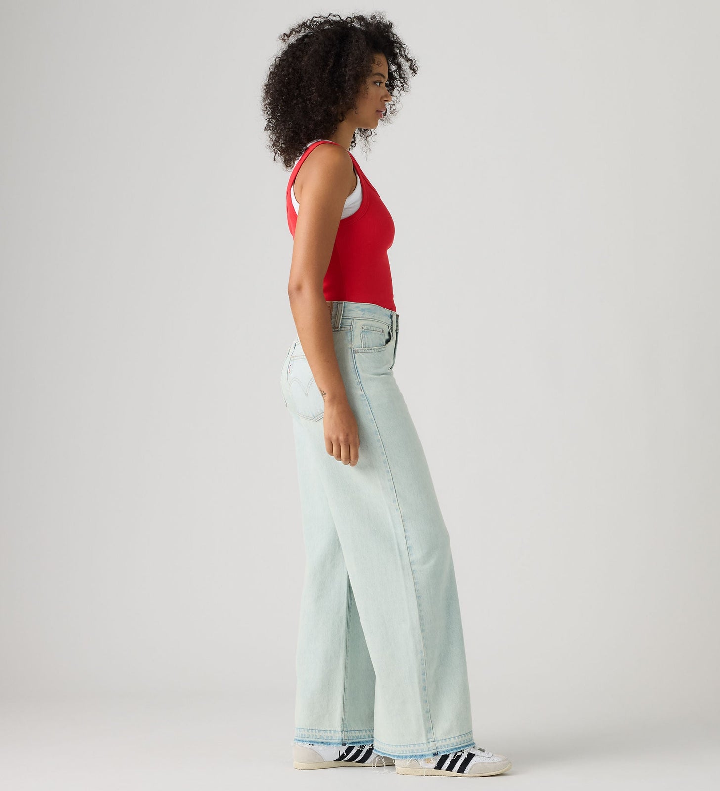 Main 4 - Levi's® Women's Middy Wide-Leg Jeans - 0081Z0009