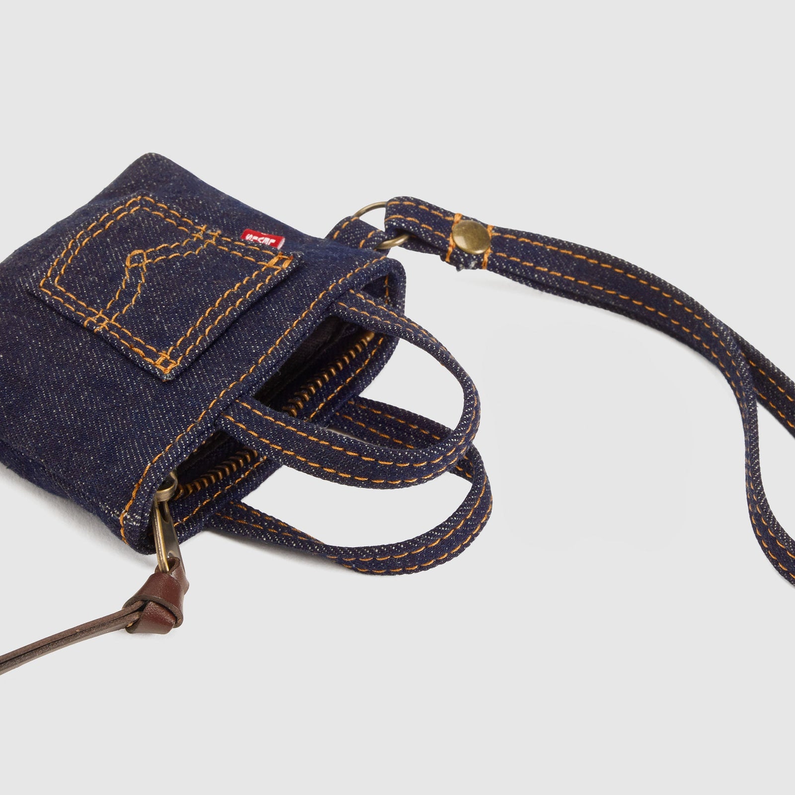 Main 4 - Levi's® Women's Mini Back Pocket Tote Charm - 0080A0000