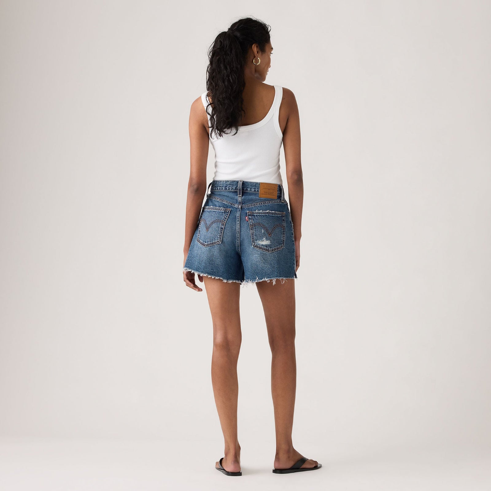 Main 2 - Levi's® Women's Ribcage Shorts - 005DS0000