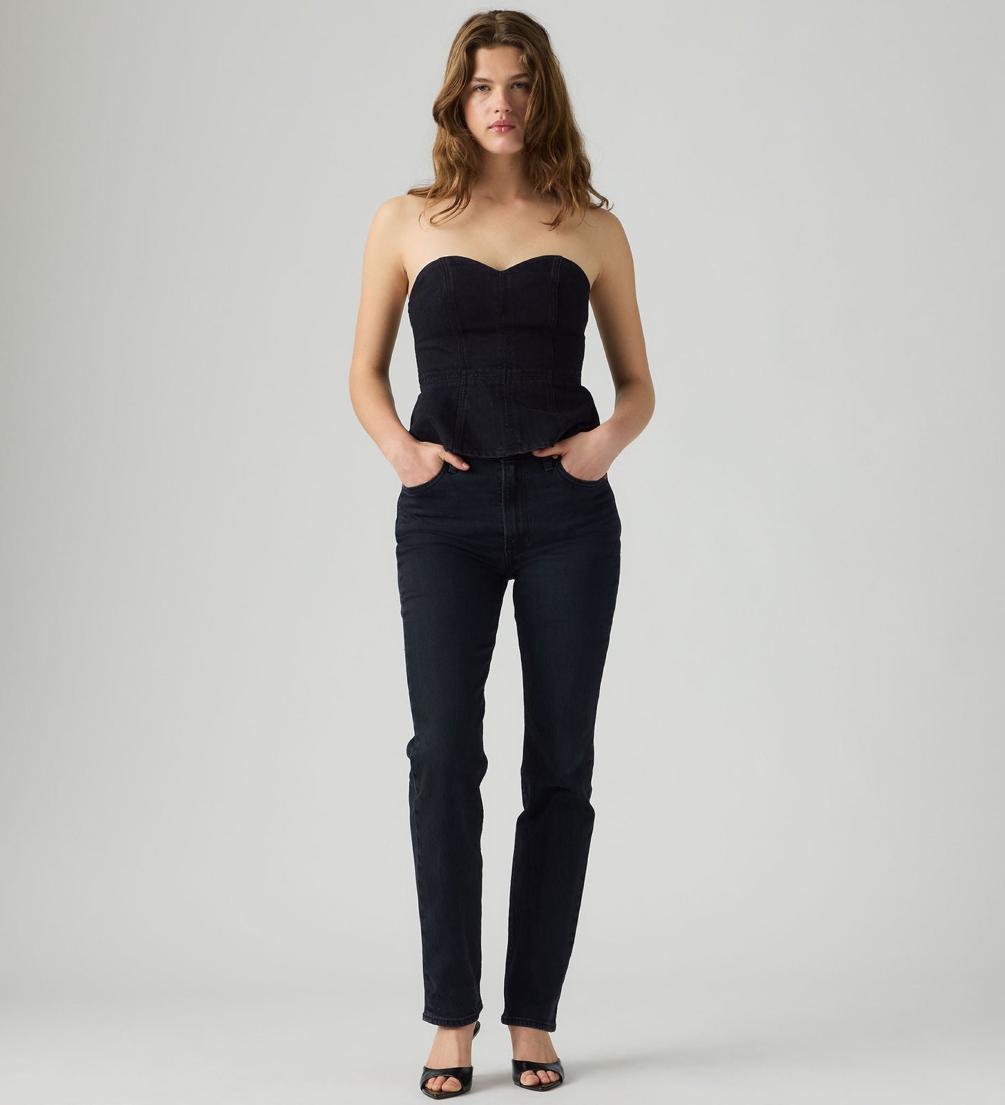 Main 1 - Levi's® Women's Ribcage Slim Jeans - 0081W0000