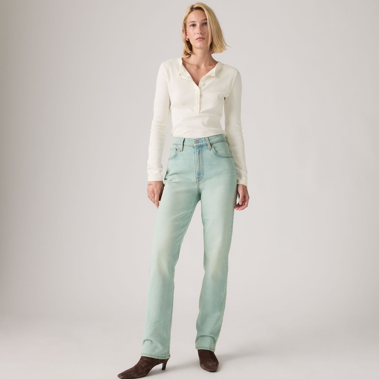 Main 3 - Levi's® Women's Ribcage Slim Jeans SCL - 