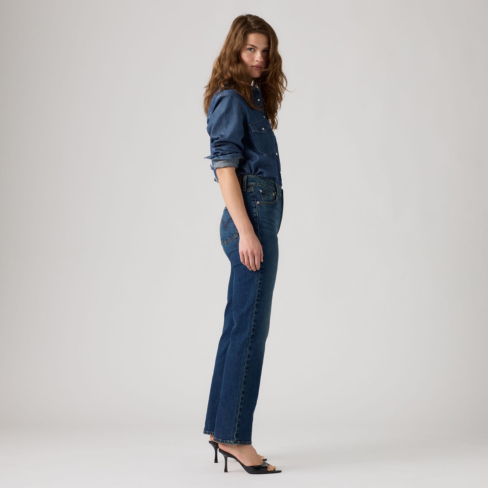 Main 4 - Levi's® Women's Ribcage Slim Jeans - 0081W0008