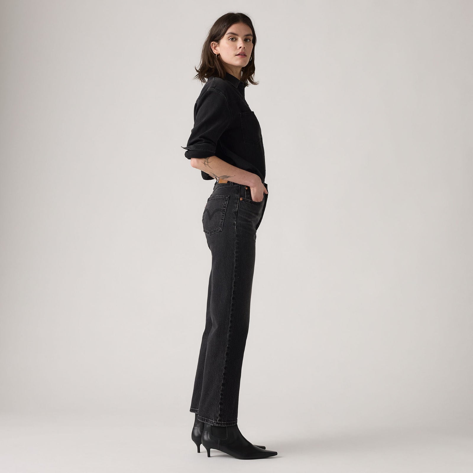 Main 3 - Levi's® Women's Ribcage Straight Ankle Jeans - 726930257