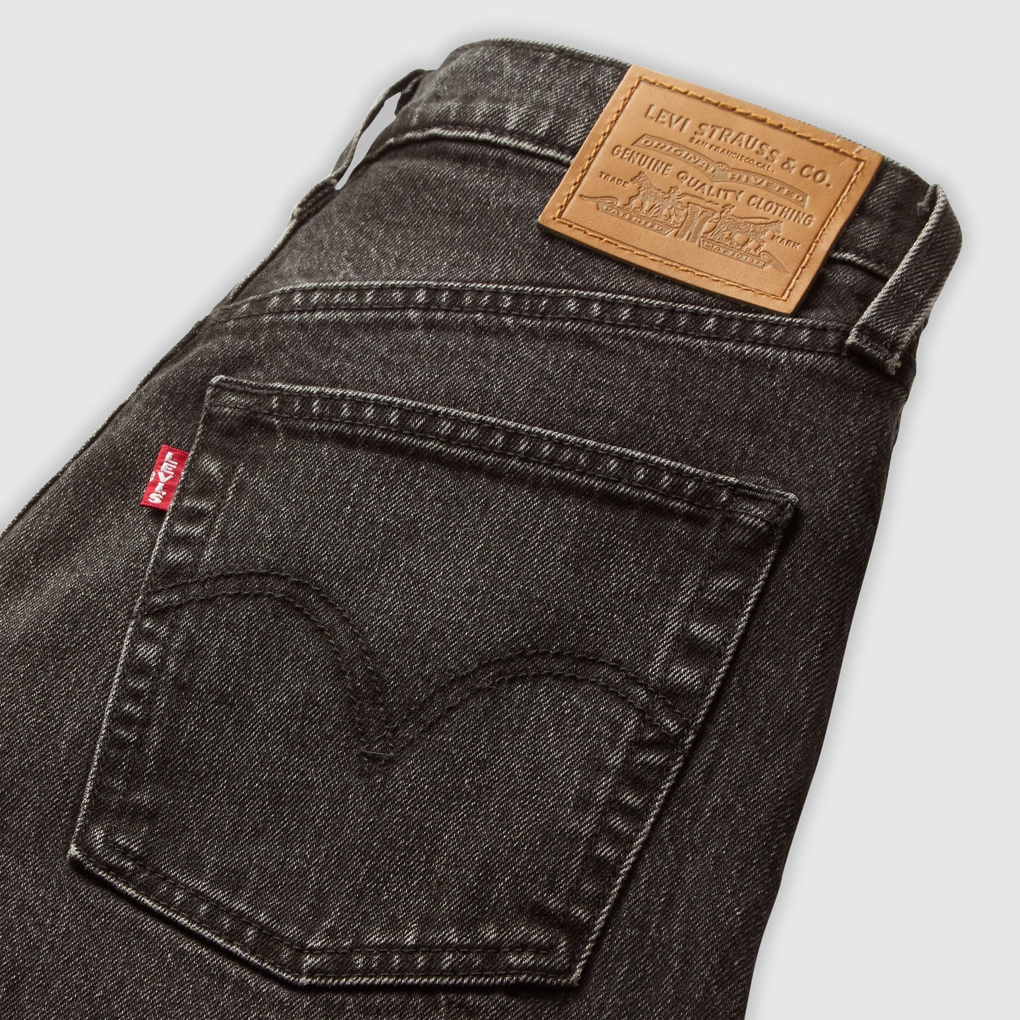 Levi's® Women's Ribcage Straight Ankle Jeans