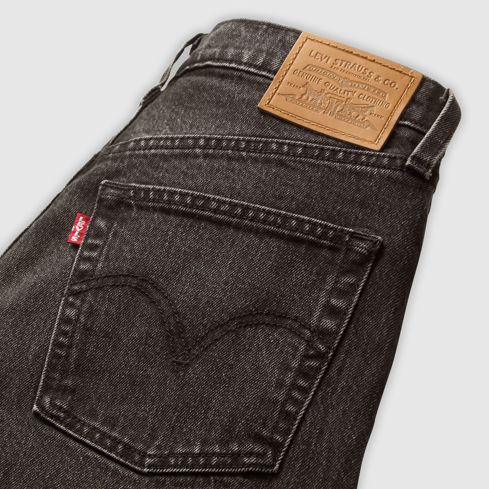 Levi's® Women's Ribcage Straight Ankle Jeans