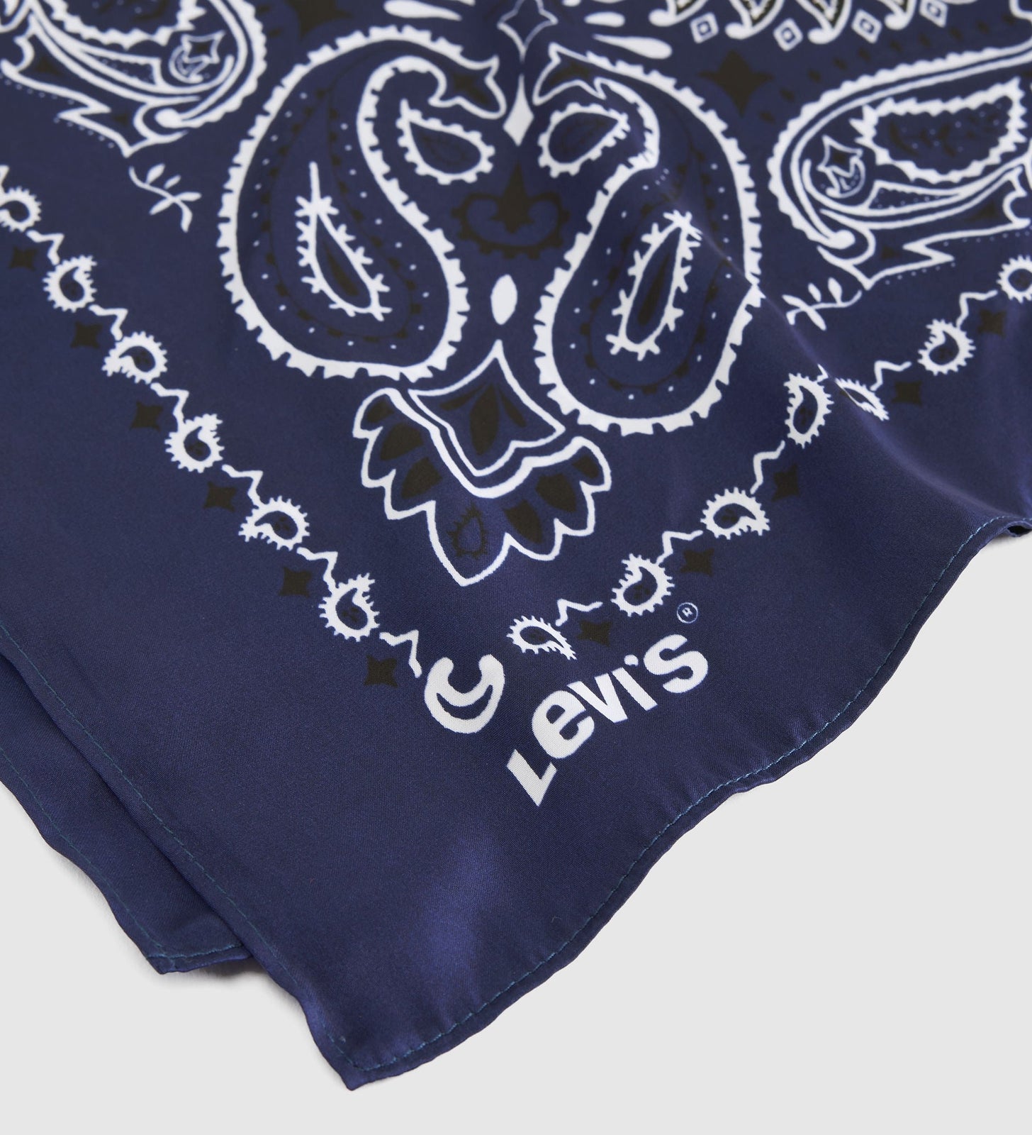 Main 5 - Levi's® Women's Satin Bandana - 005G00005