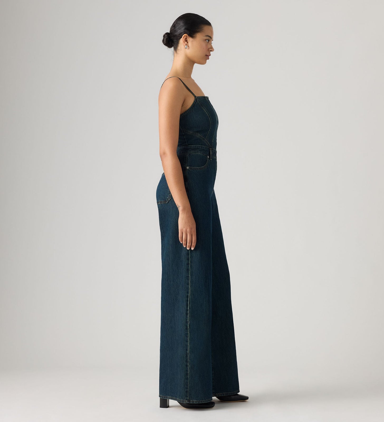 Main 4 - Levi's® Women's Seamed Jumpsuit - 0088T0002