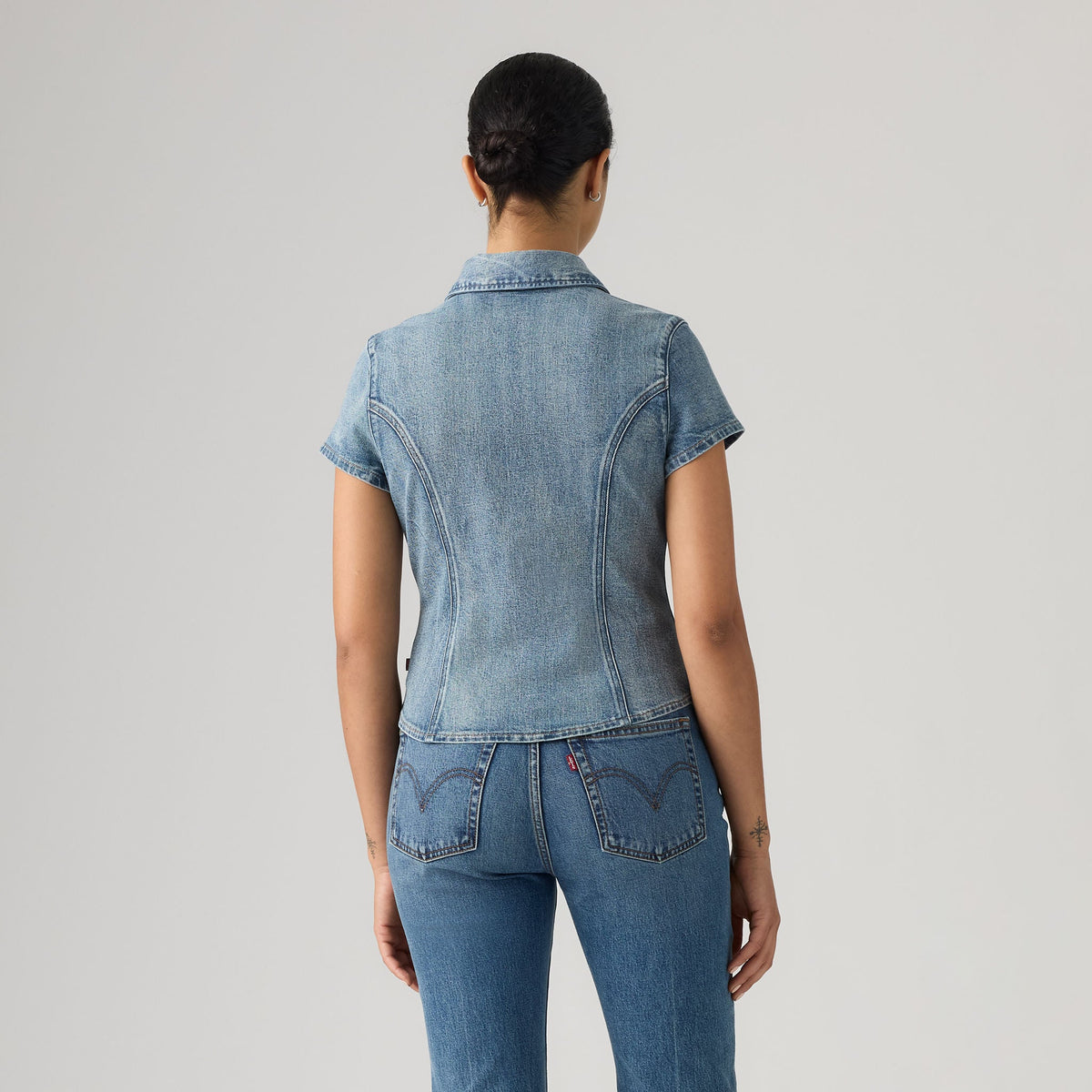 Levi's® Women's Short-Sleeve Shaped Denim Shirt