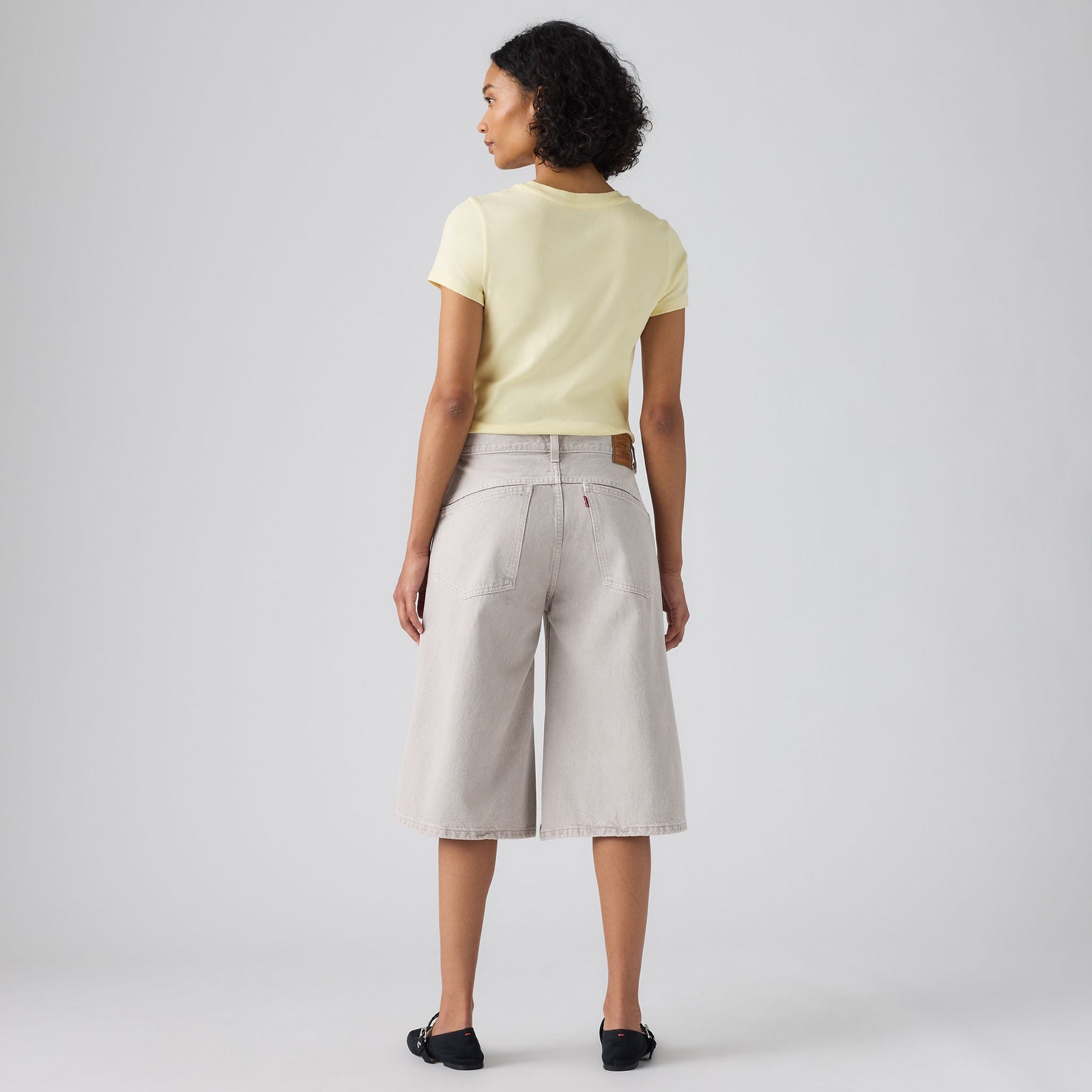 Main 2 - Levi's® Women's Super Baggy Jorts - 005DT0016