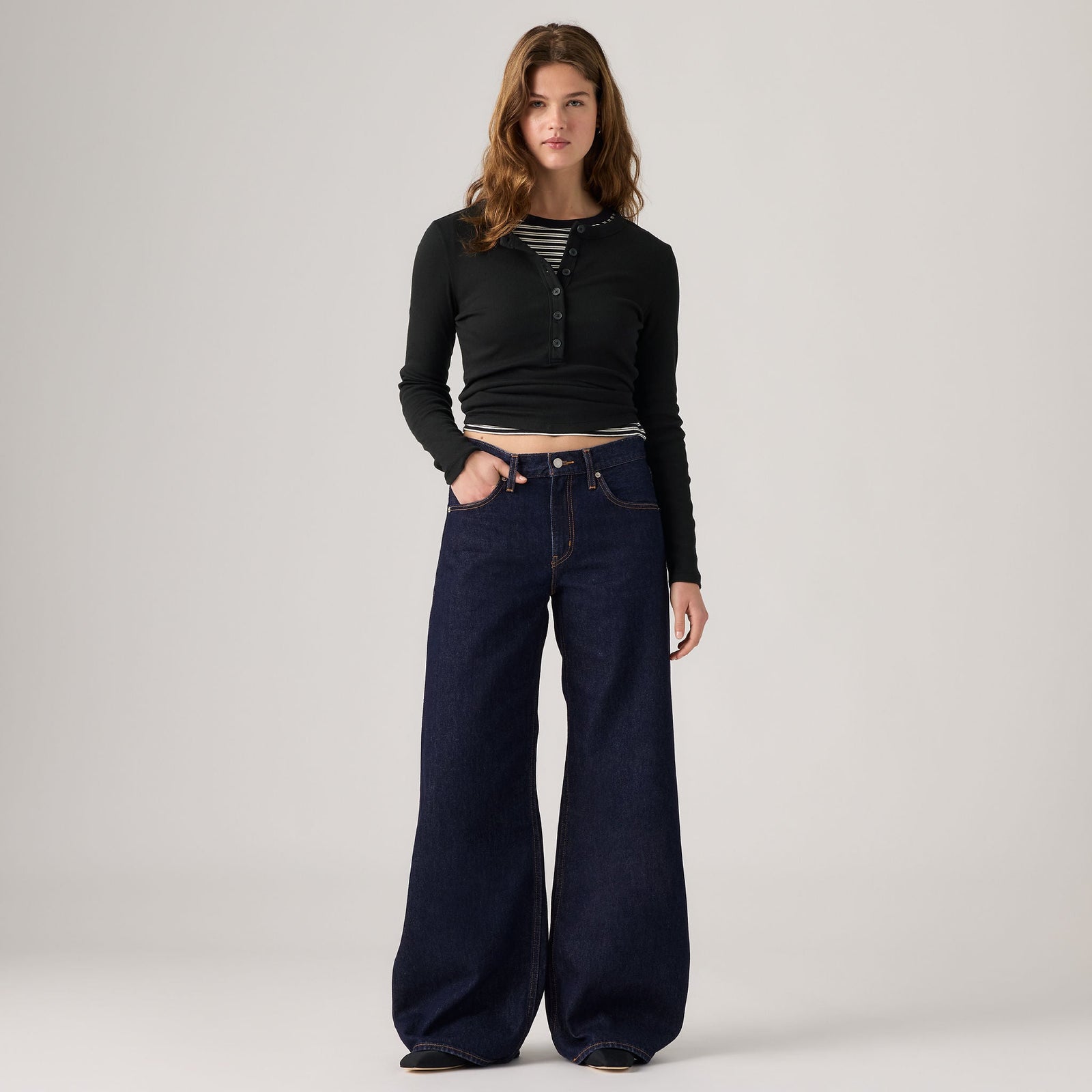 Main 3 - Levi's® Women's Teardrop Wide-Leg Jeans - 0098S0001