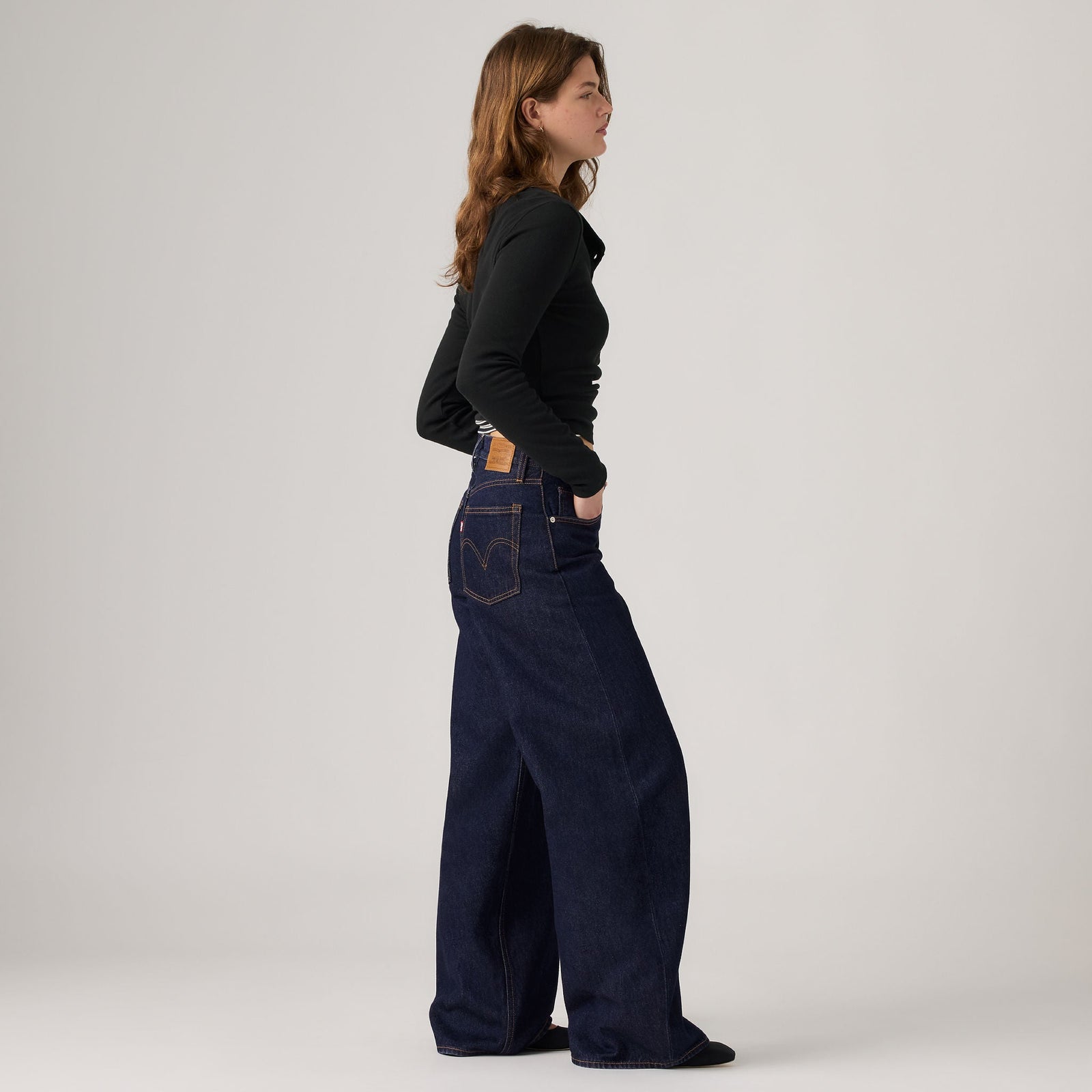 Main 4 - Levi's® Women's Teardrop Wide-Leg Jeans - 0098S0001