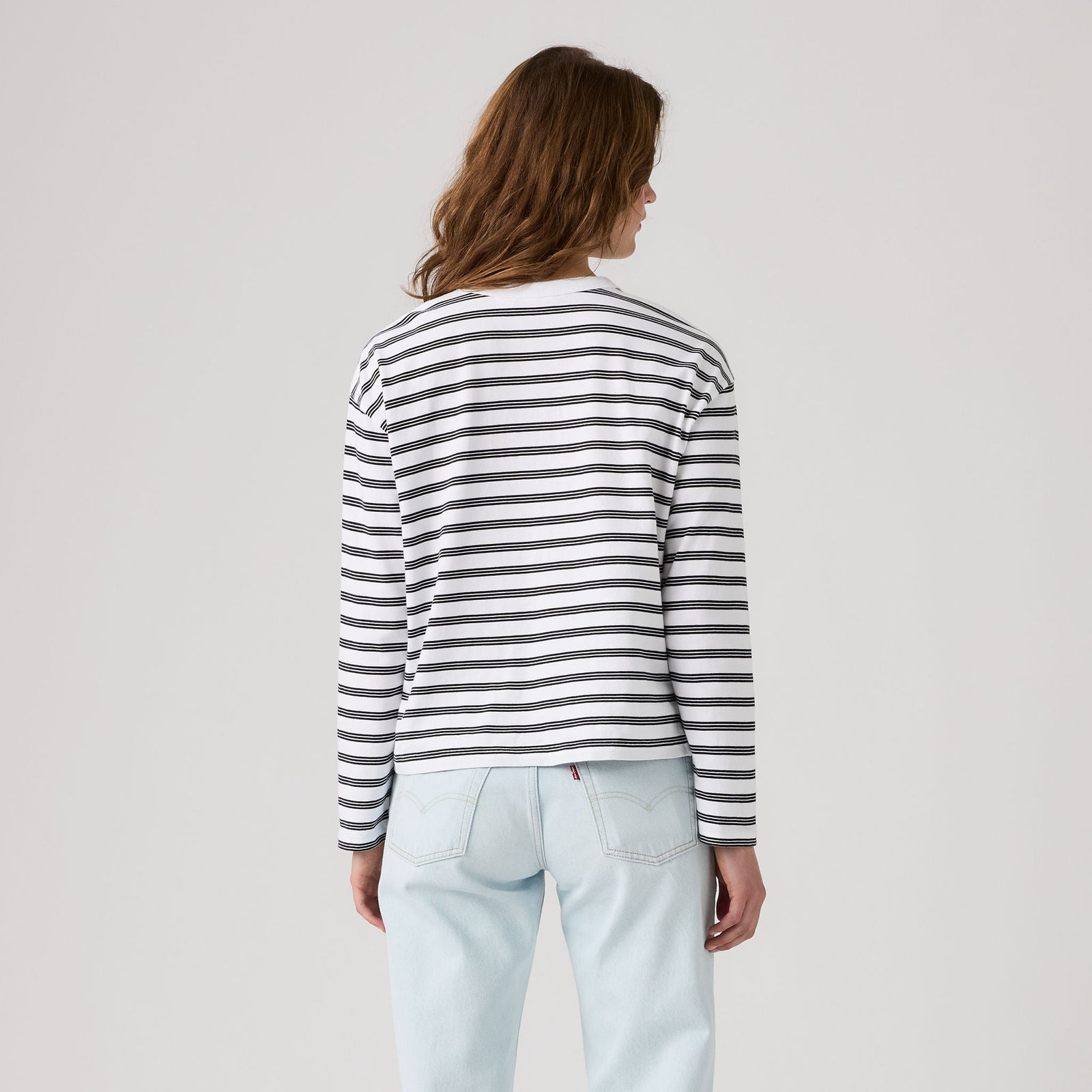 Main 2 - Levi's® Women's Vintage Long-Sleeve Tee - 0085S0002