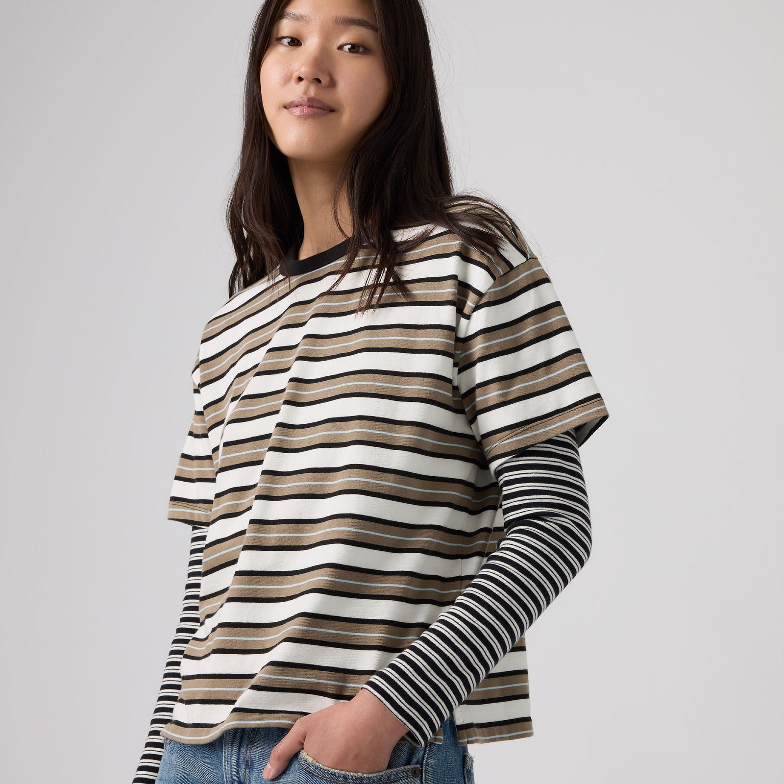 Main 5 - Levi's® Women's Vintage Short-Sleeve Tee - 005IX0014